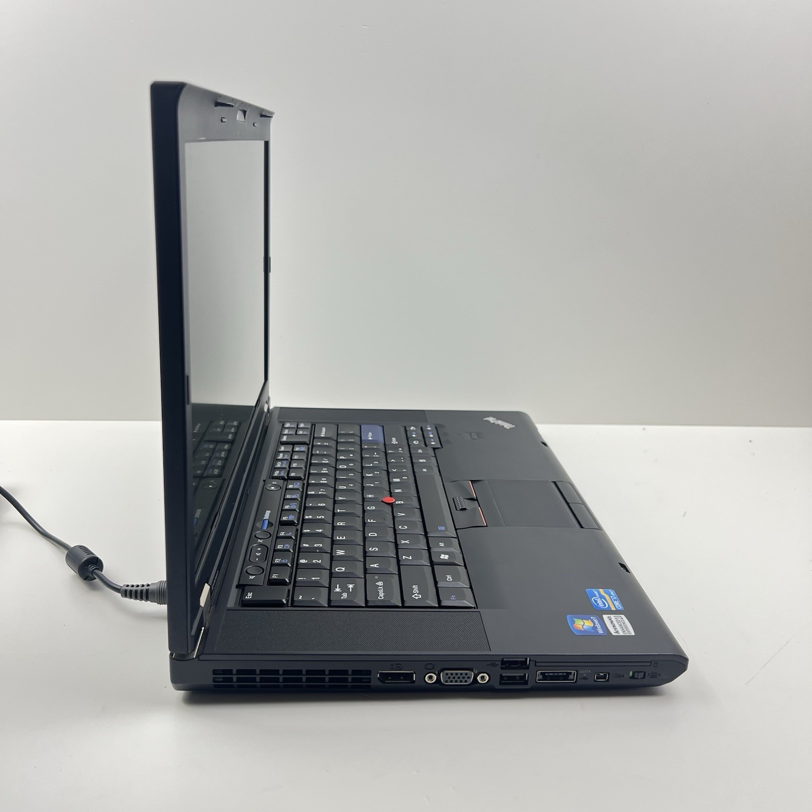 Lenovo ThinkPad T520 Intel i7-2640M 8GB 320GB HDD Linux Mint OS w/ Charger|ELP53