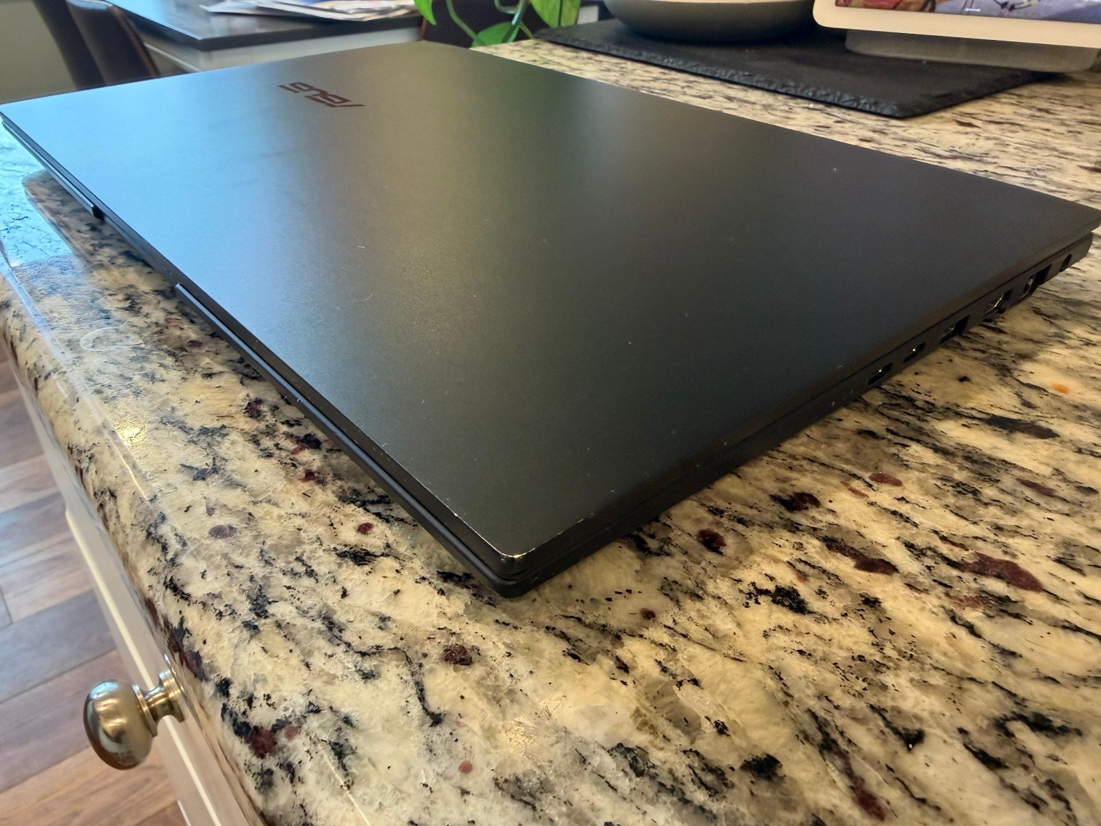 ASUS Q540VJ-I93050 3k OLED 15.6” (1TB SSD Intel Core i9-13900H 2.6GHz 40GB RAM)