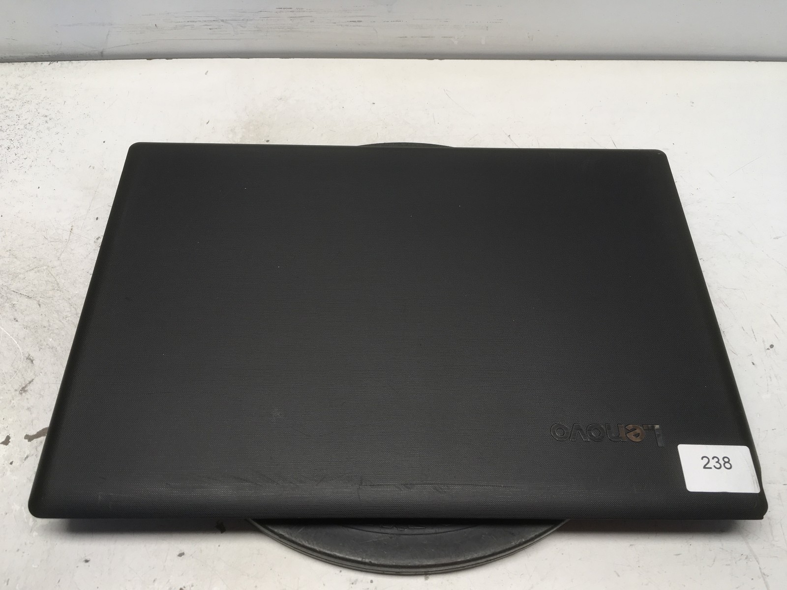 Lenovo IdeaPad 110-15AST AMD A9-9400 2.4GHz 4 GB NO HDD No Batt READ