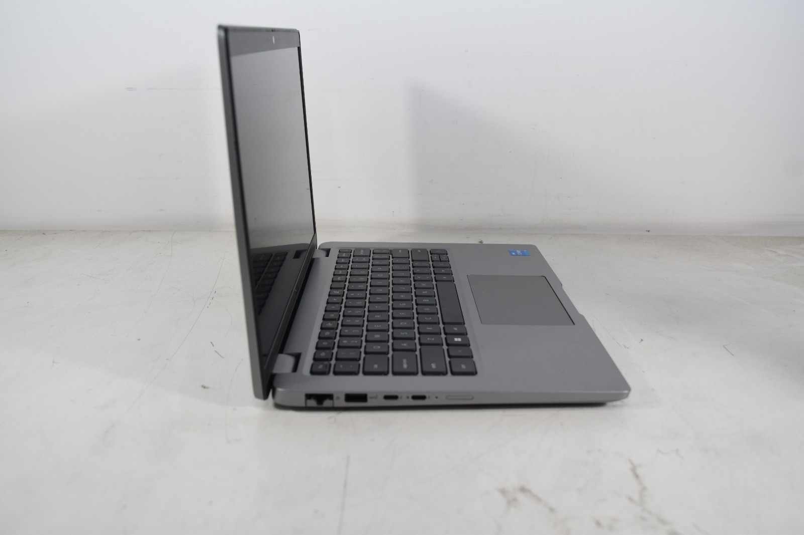 Dell Latitude 5440 Intel Core i5-1335U 1.30GHz 16GB RAM 256GB SSD W11P *READ*