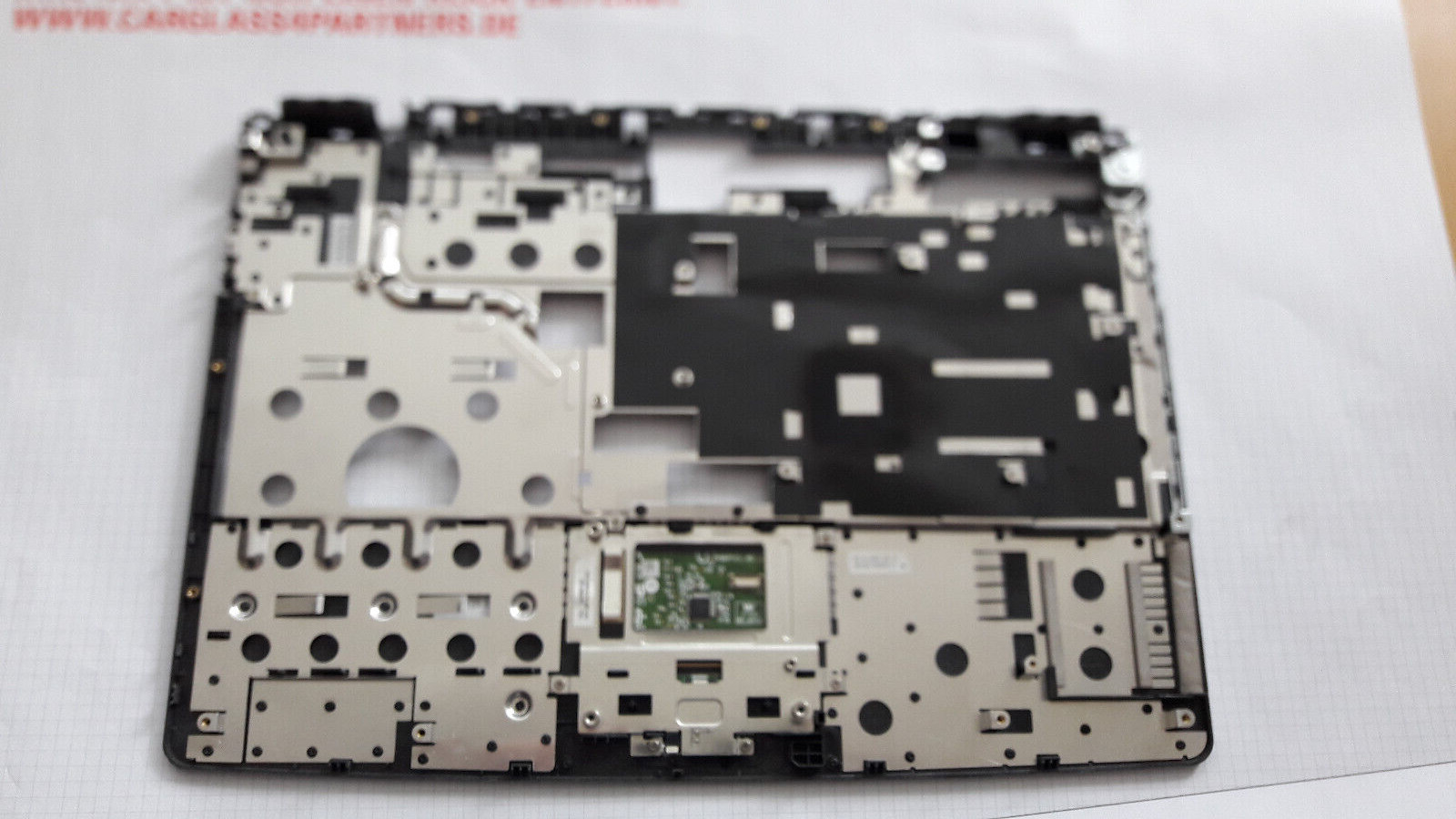 Medion WIM 2220 MD 96970 housing upper shell + touchpad