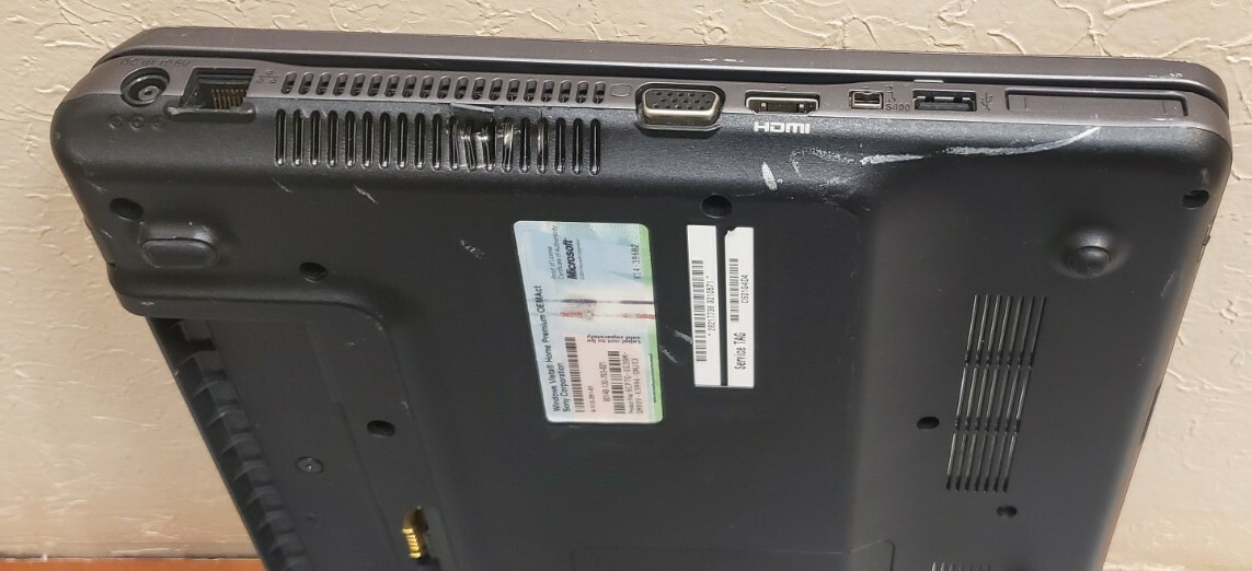 Sony VAIO PCG-7173L Intel Core 2 Duo 1GB RAM 0GB HDD CRACKED SCREEN