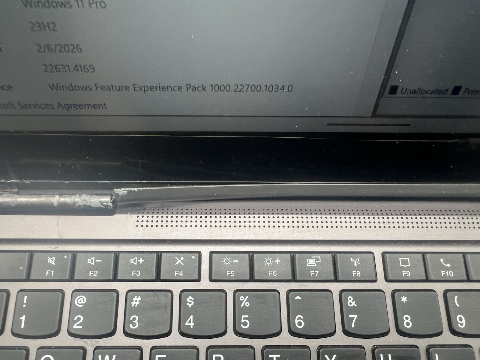 *READ* Lenovo ThinkPad X1 Yoga Gen 5 Intel i7-10510U 1.80GHz 8GB RAM W11P 256GB