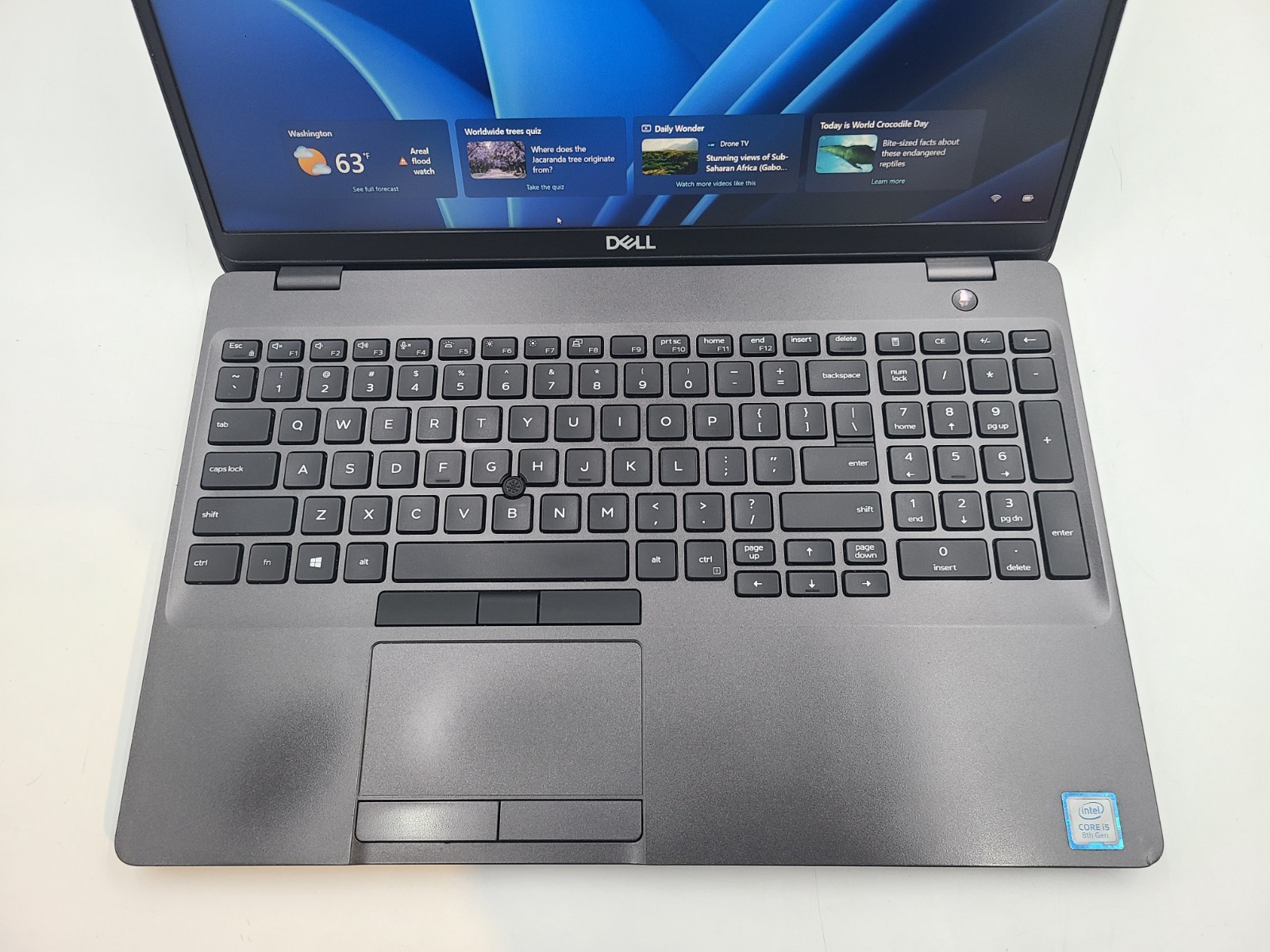 Dell Latitude 5500 i5-8265U 1.60GHz 8GB Ram 256GB SSD Win 11 Pro