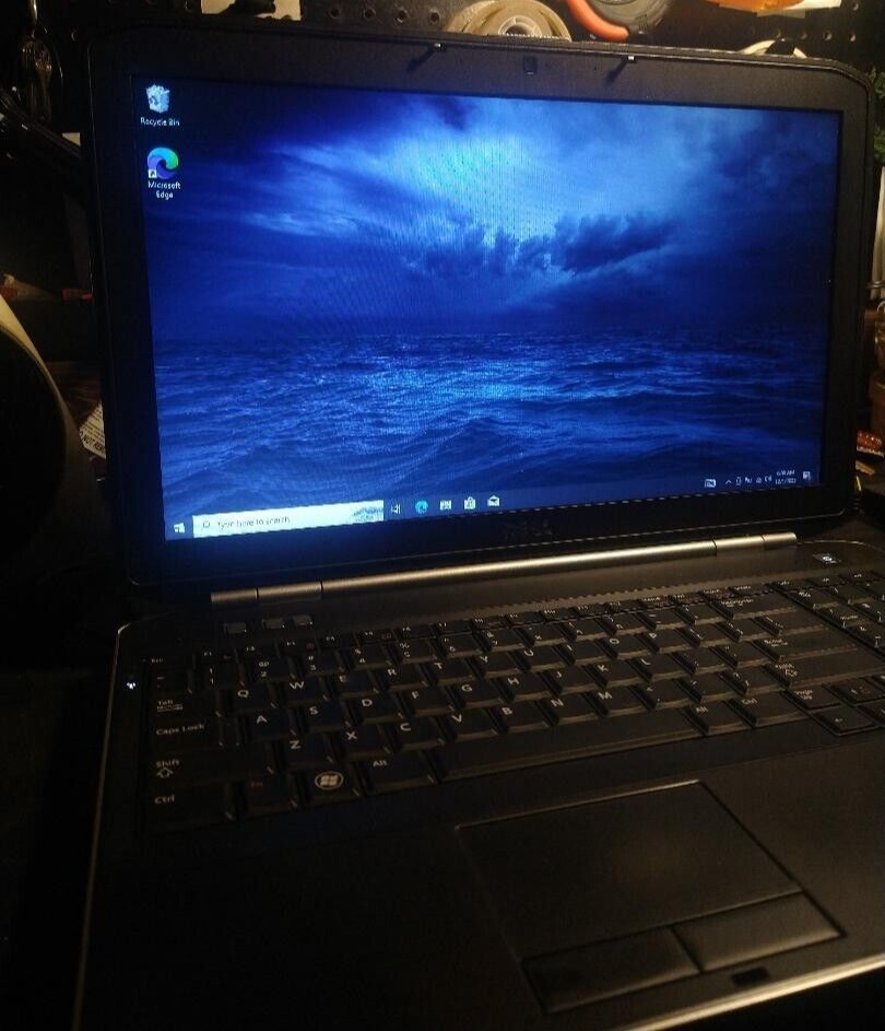 Dell Latitude E5520 15.6″ Intel Core i5-2540M 2.5GHz 8GB RAM 256GB SSD, Read