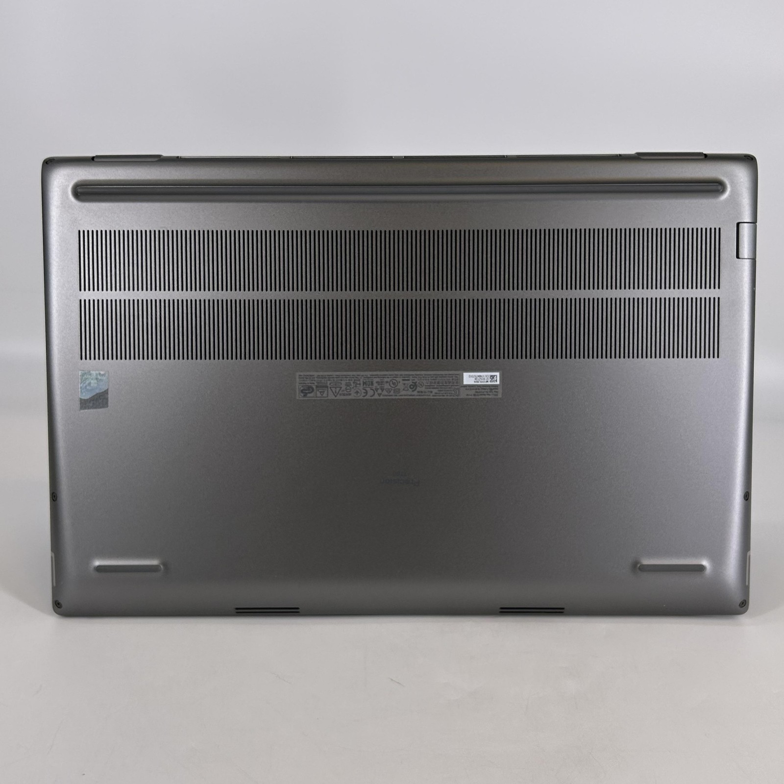 Dell Precision 7780 17.3 FHD 2.2 GHz i9-13950HX 64GB 1TB SSD RTX 5000 Ada