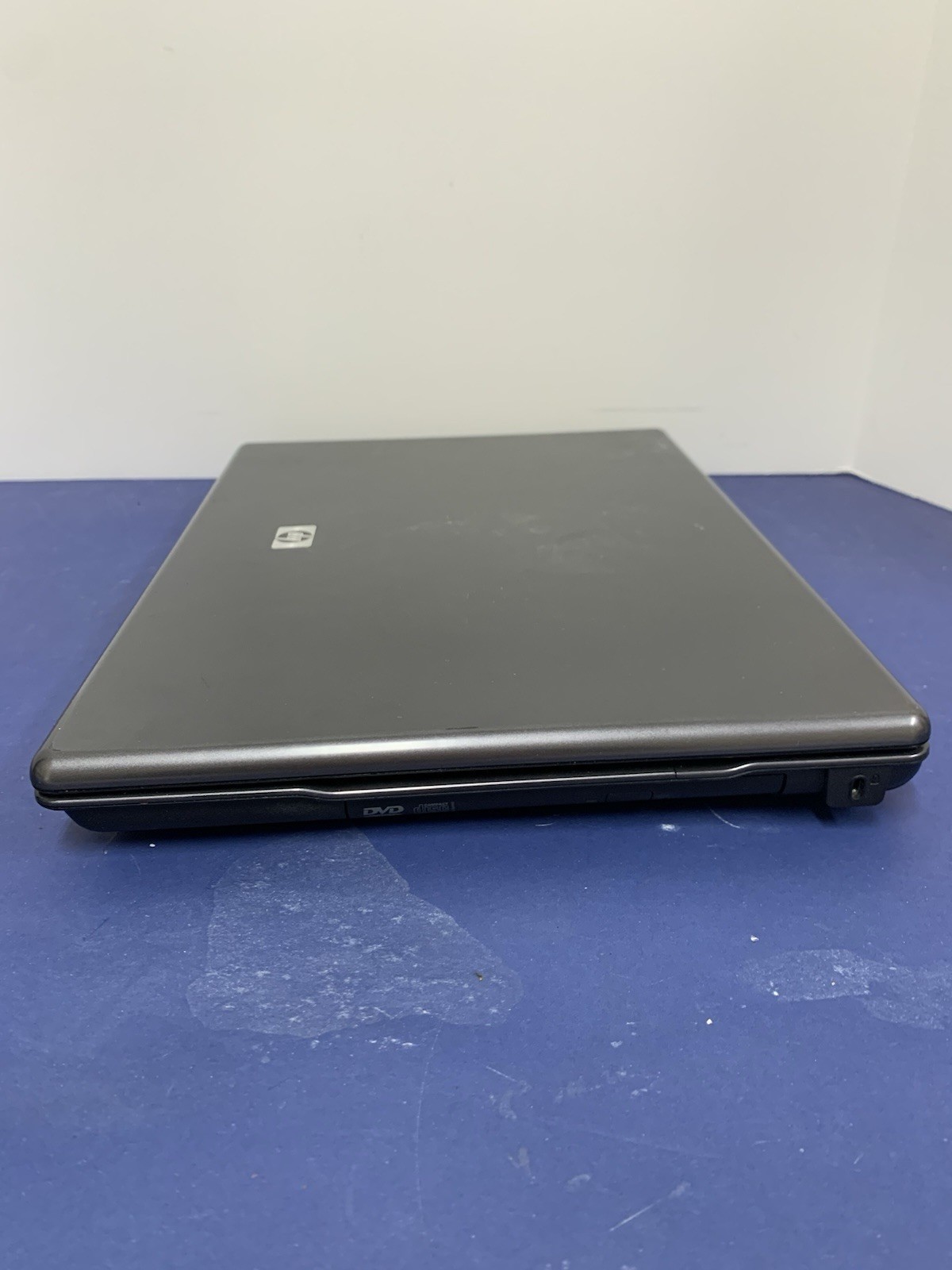 HP 550 / HSTNN-I54C LAPTOP GOOD CONDITION, NO HARD DRIVE, WITH POWER CORD