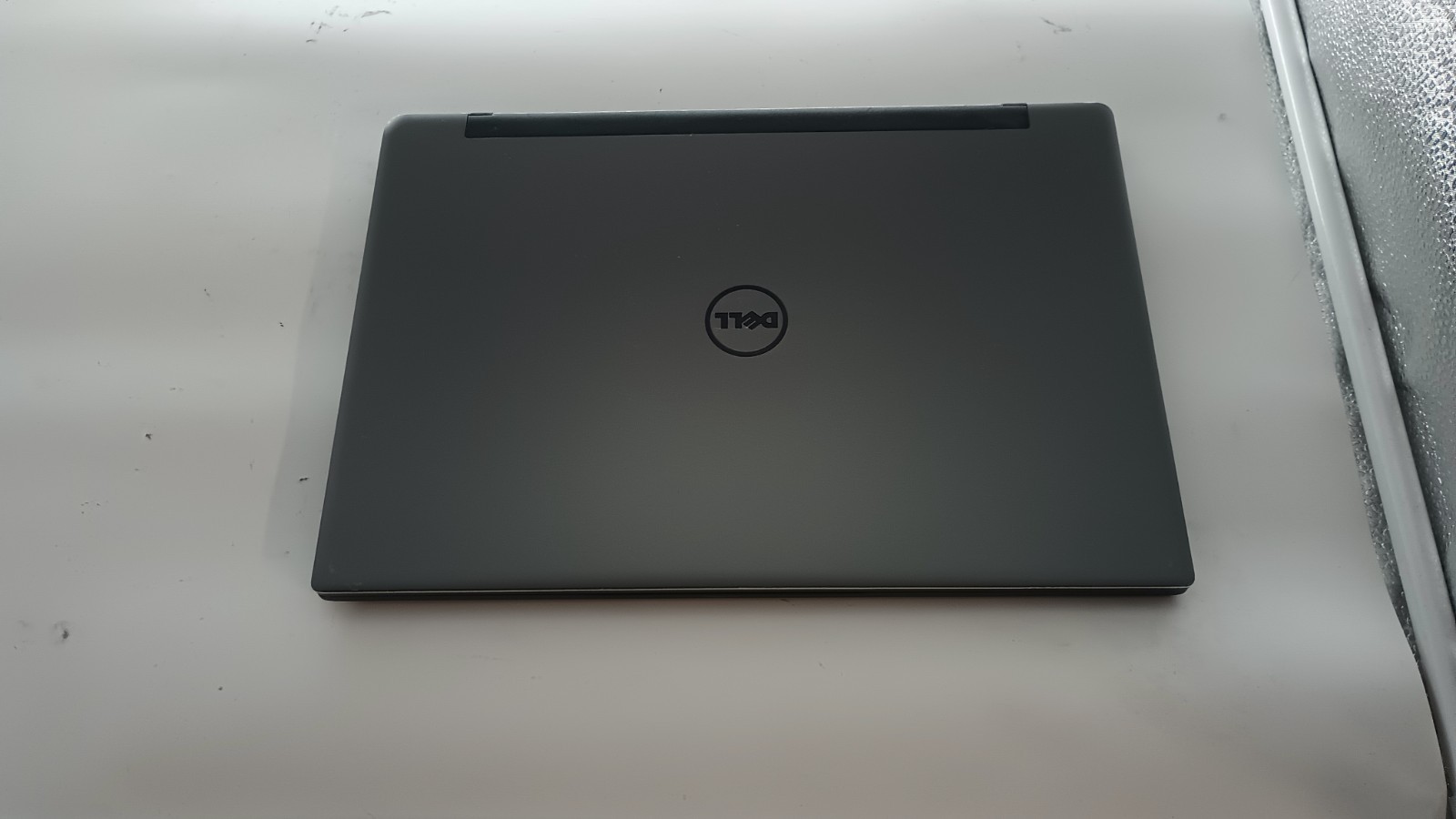 9123Latitude7370w/charger.Core m5-6y57.8GB.256GB NVMe.13.3″QHD+3K Touch.W11.Nice