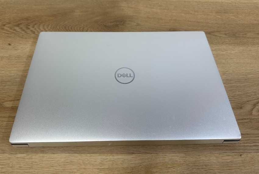 Dell XPS 15-9510, Core i9 11900H, 32GB DDR4, RTX 3050 Ti, 512GB SSD 2020