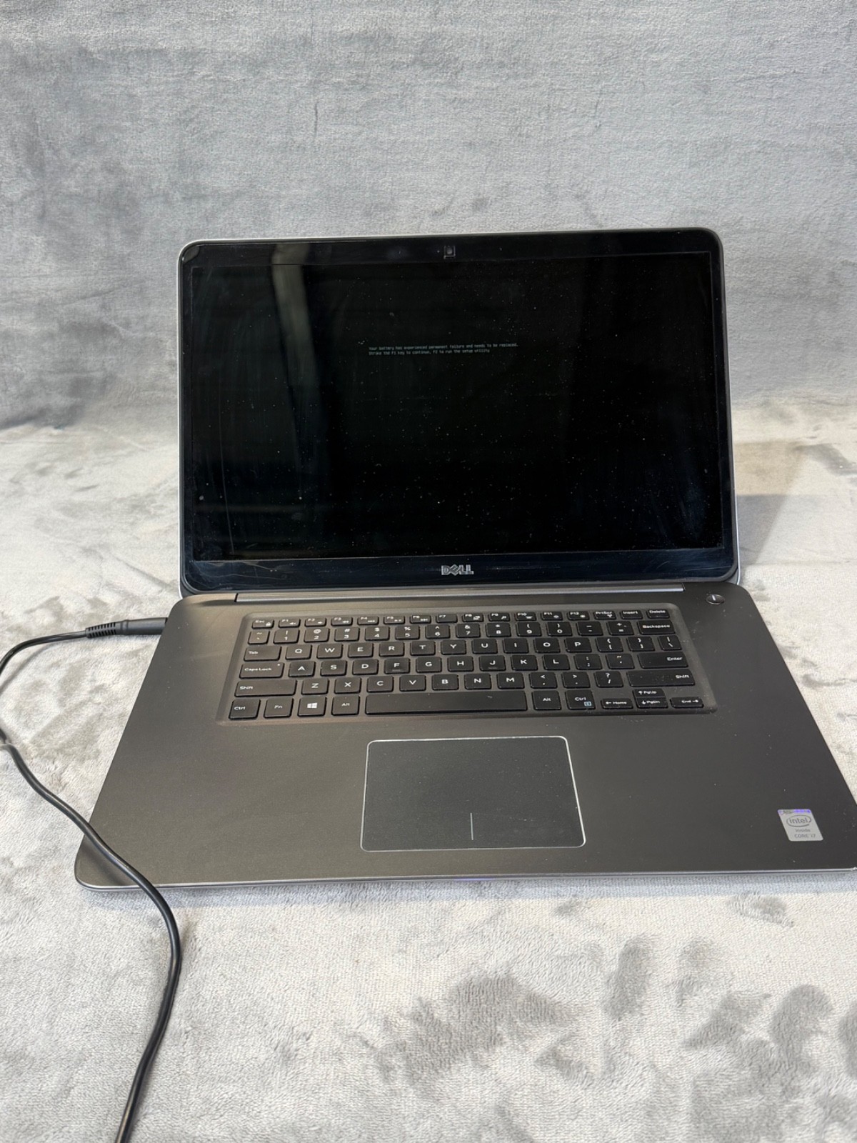 Dell Inspiron 15 7547 Laptop w/ Power Supply ~ Bad Battery Troubles W/ Boot