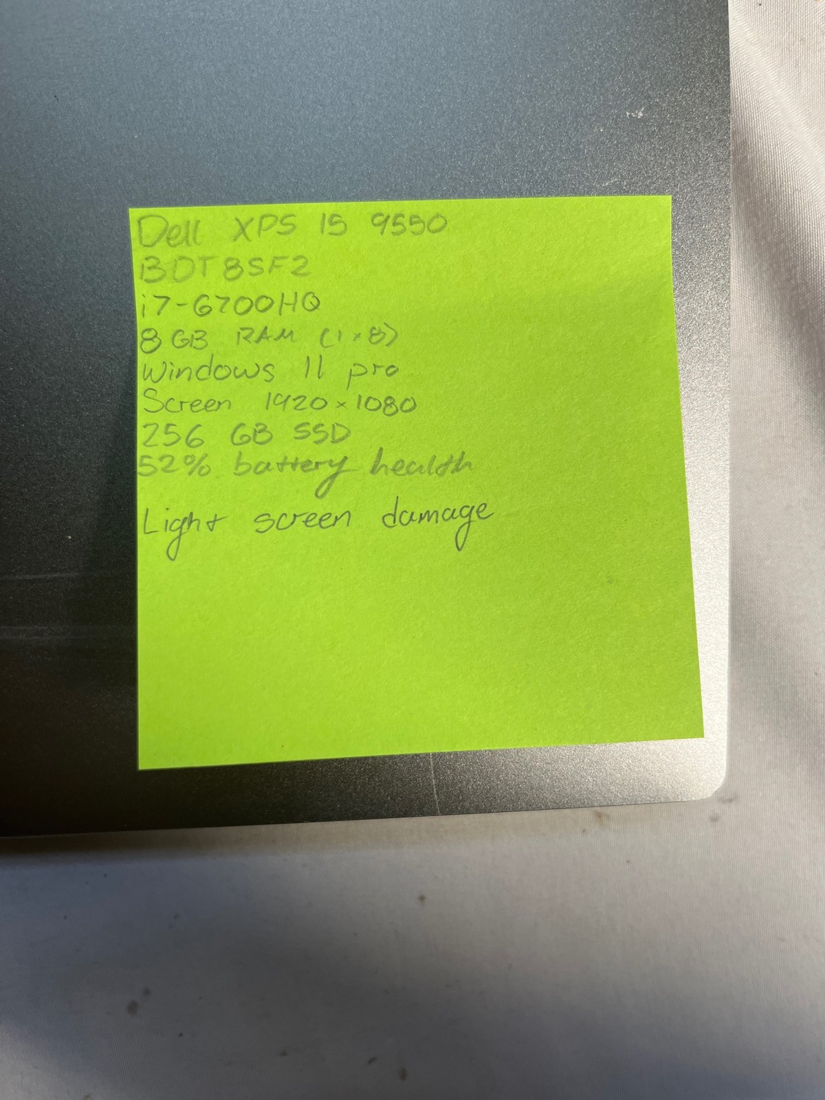 Dell XPS 15 9550 i7-6700HQ 8GB 256GB NVMe SSD 15.6″