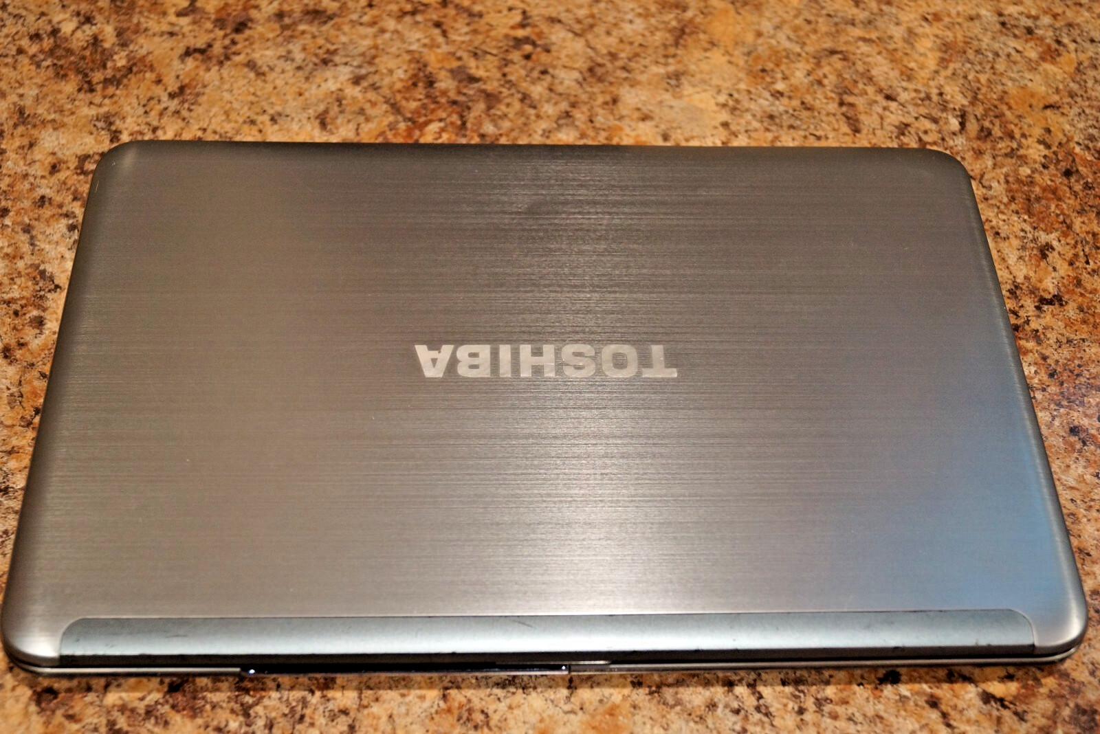 Activated 25H2 WIN11 PRO Toshiba S855-S5165 Gen3 i7@2.40GHz,8GBRAM 250GB SSD
