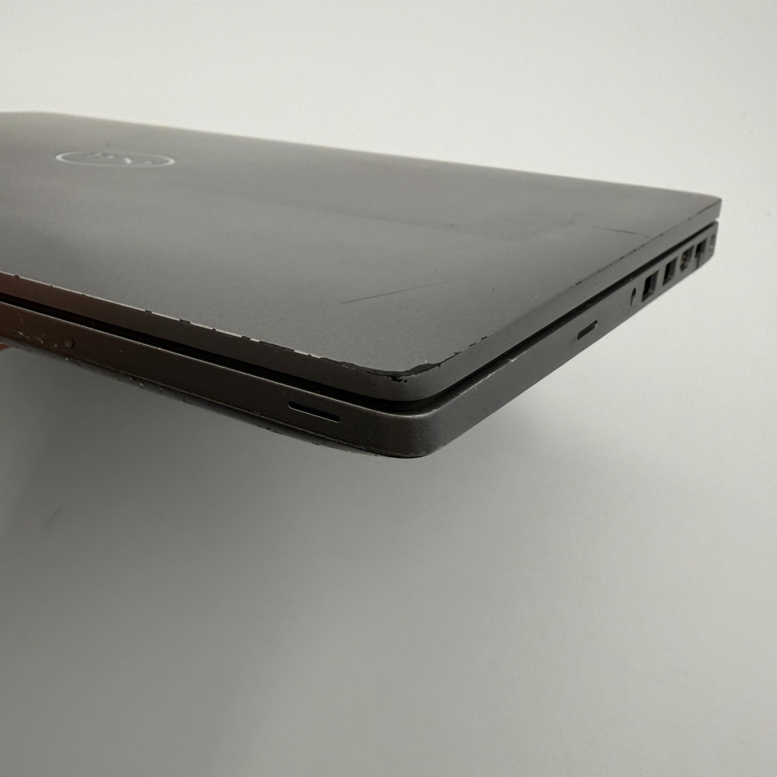 Dell Latitude 5430 14″ Laptop i5-1235U 8GB RAM 256GB SSD Windows 11 Pro