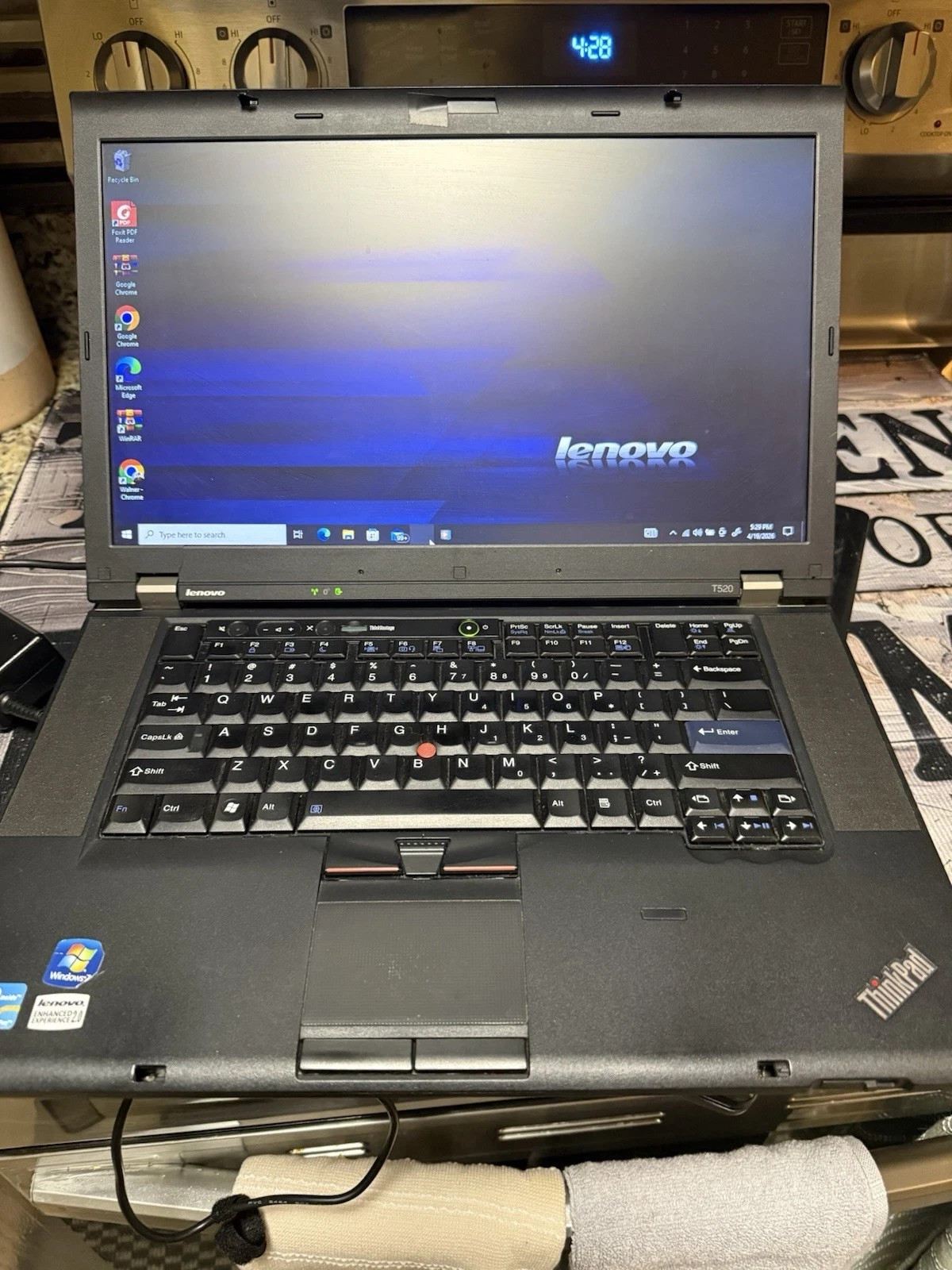 Lenovo ThinkPad T520 15.6in. (320GB, Intel Core i5 2nd Gen., 2.5GHz, 4GB)…