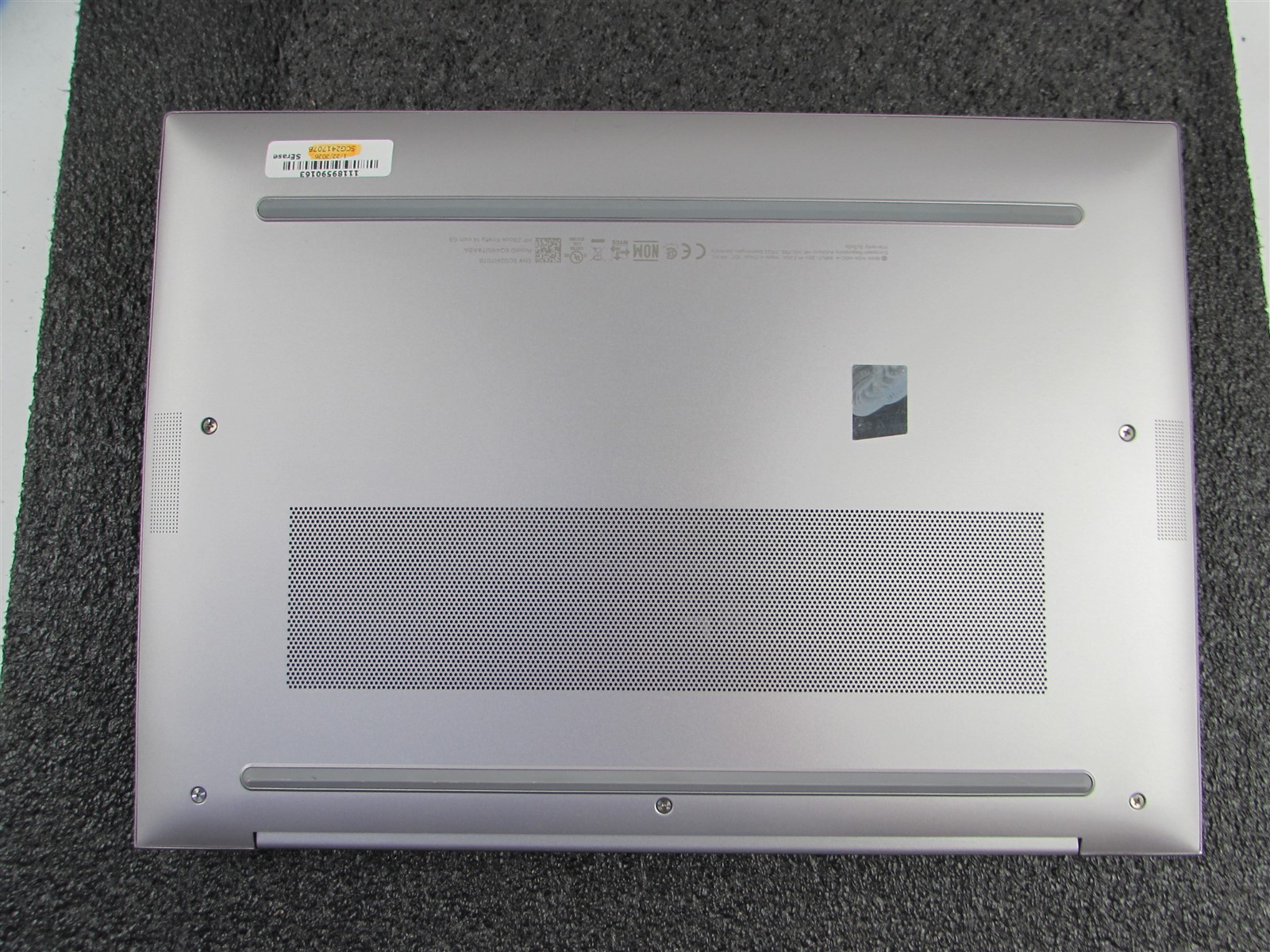 HP ZBOOK FIREFLY 14 (G9) 1920X1080 FHD CORE I5-1250P 256GB SSD 16GB RAM NO O.S
