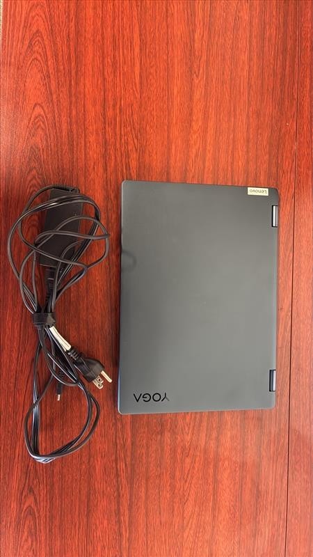 Lenovo Yoga 14″ Laptop Ryzen 5 7000 8GB RAM 256GB SSD Windows 11 Pro