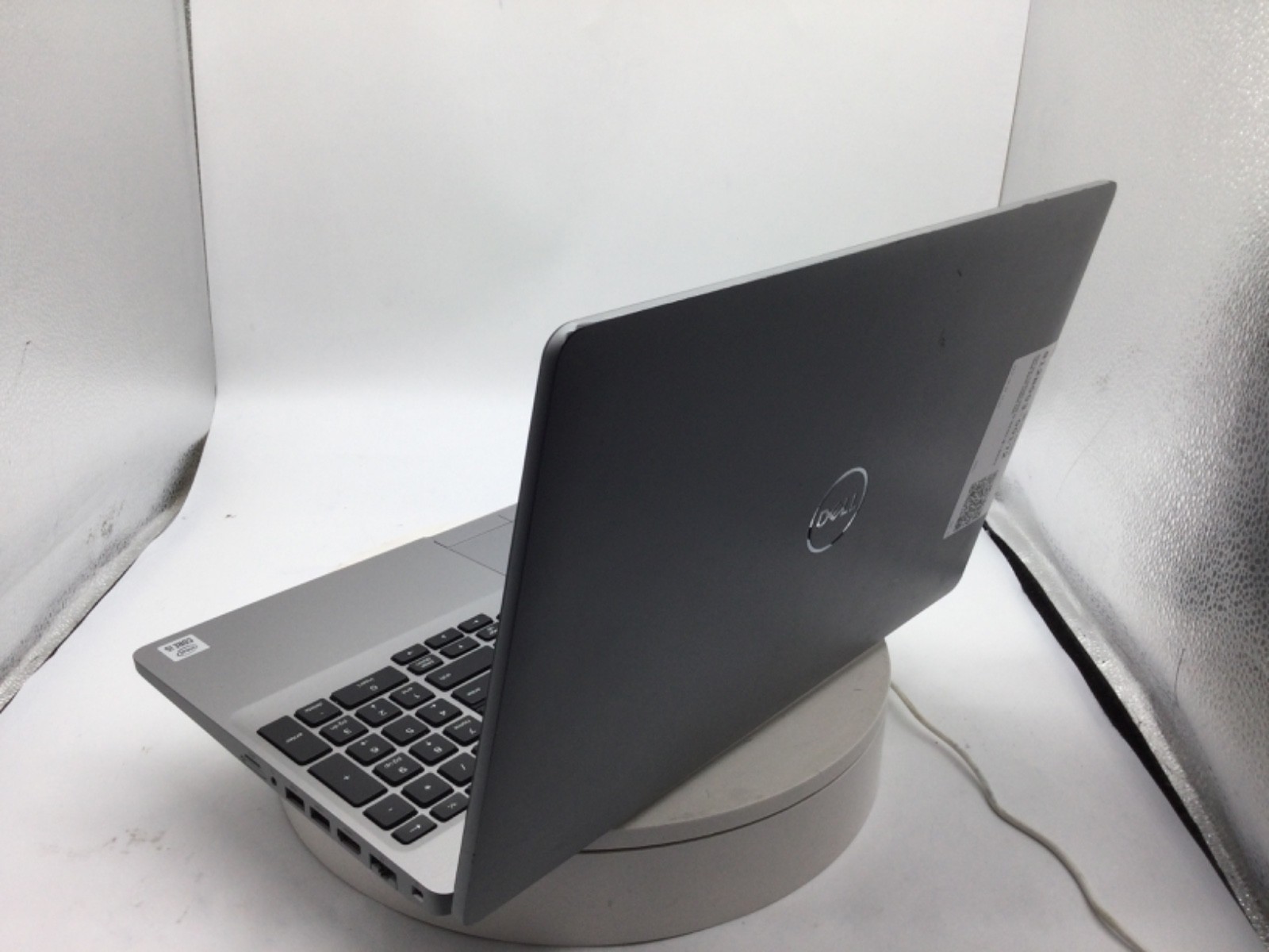Dell Latitude 5510 15.6″ Laptop 16GB RAM 256GB SSD Windows 11 Pro Used READ