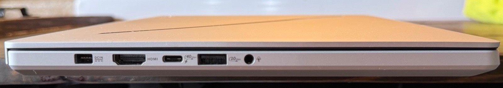 ASUS ROG Zephyrus G14 14″ 3K OLED 120Hz Ryzen 9 270 16GB RTX 5060 1TB SSD