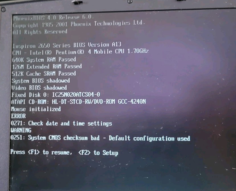 Dell Inspiron 2650 Retro Gaming Laptop Pentium 4 1.70GHz 128MB RAM Windows XP