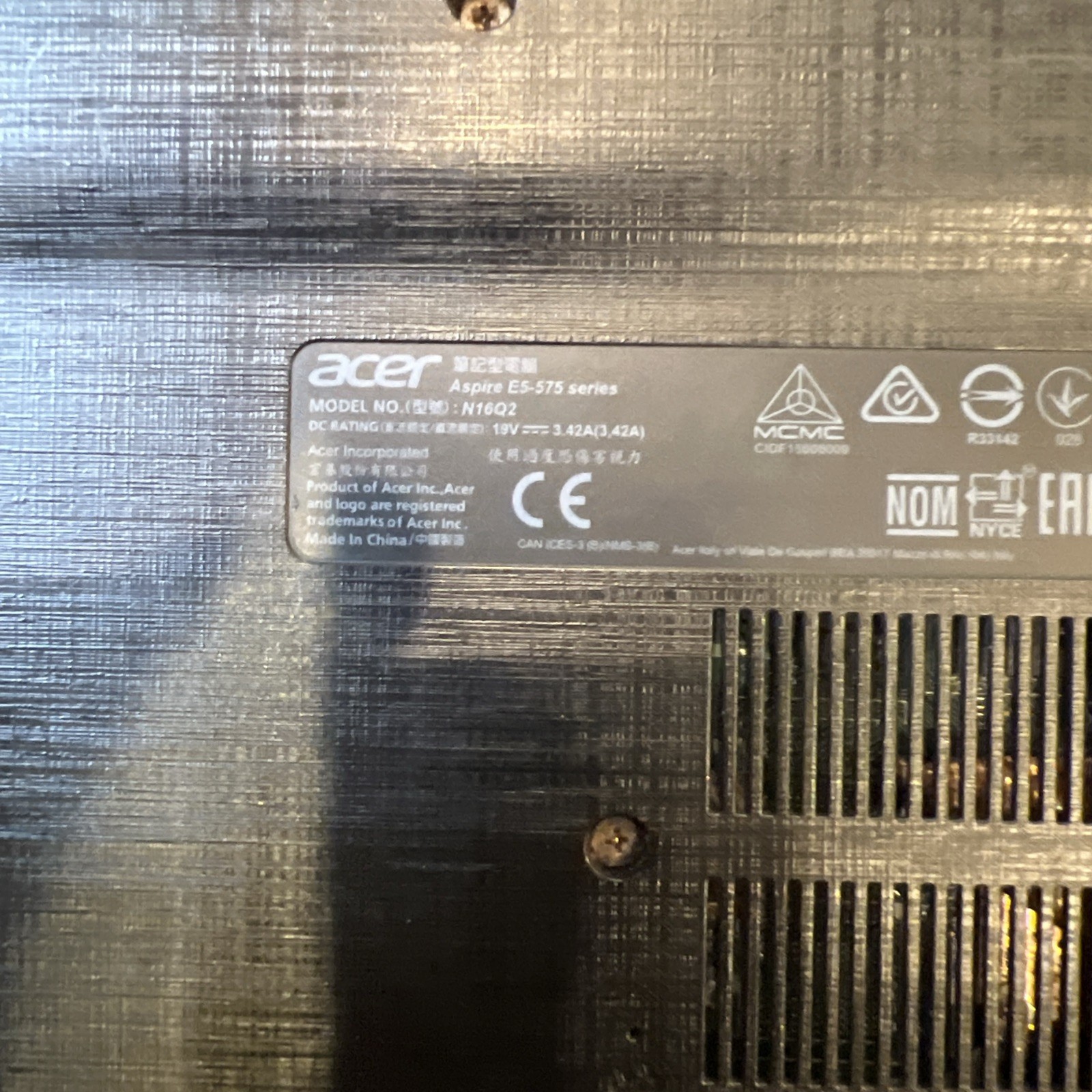 Acer Aspire E5-575G 128GB SSD, I5-7200U, 8GB, Nvidia GeForce 940MX 2GB