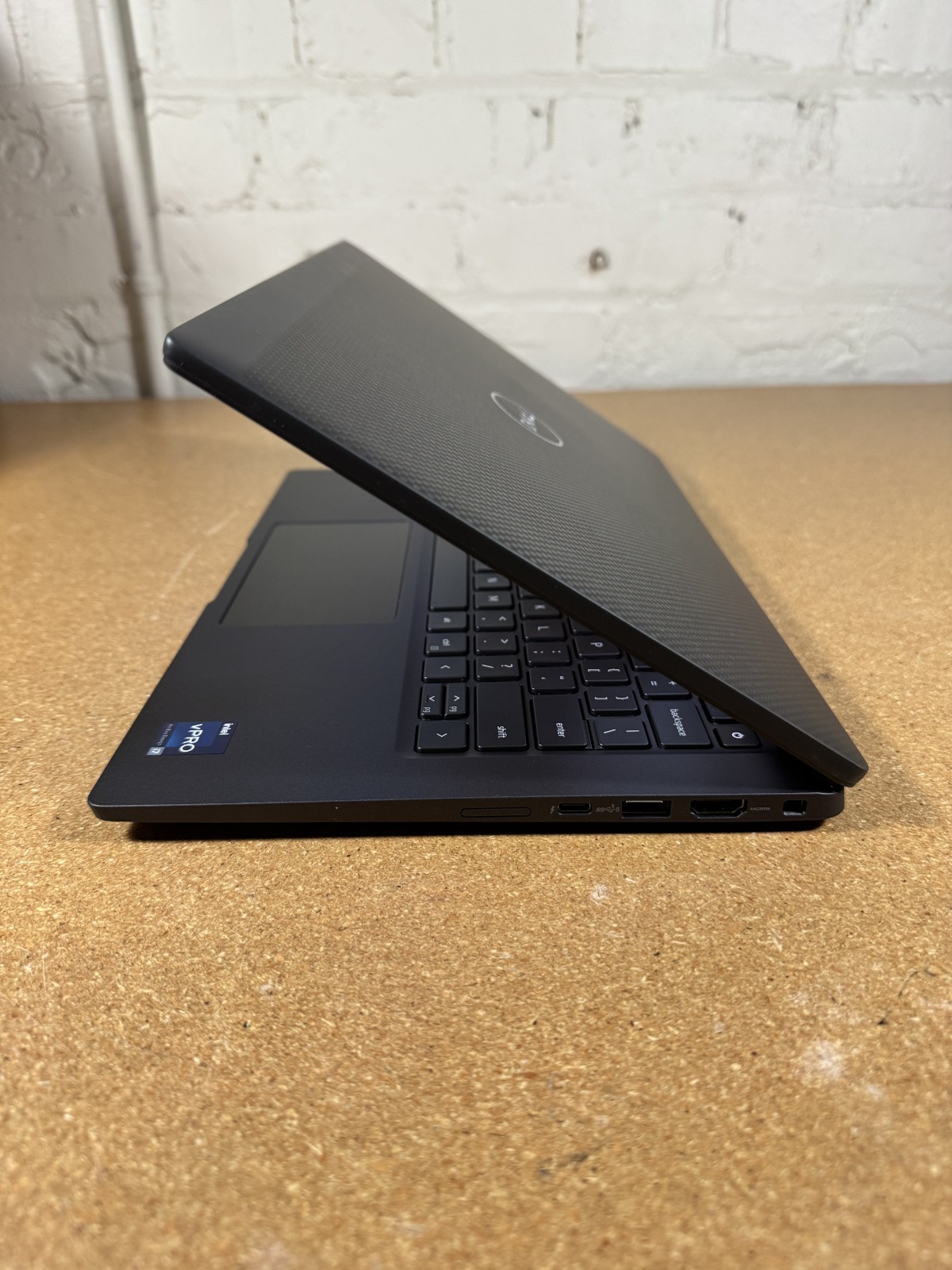 Dell Latitude 7430 14″ Non-Touch i7-1265U 16GB 256GB SSD Iris Xe W11P