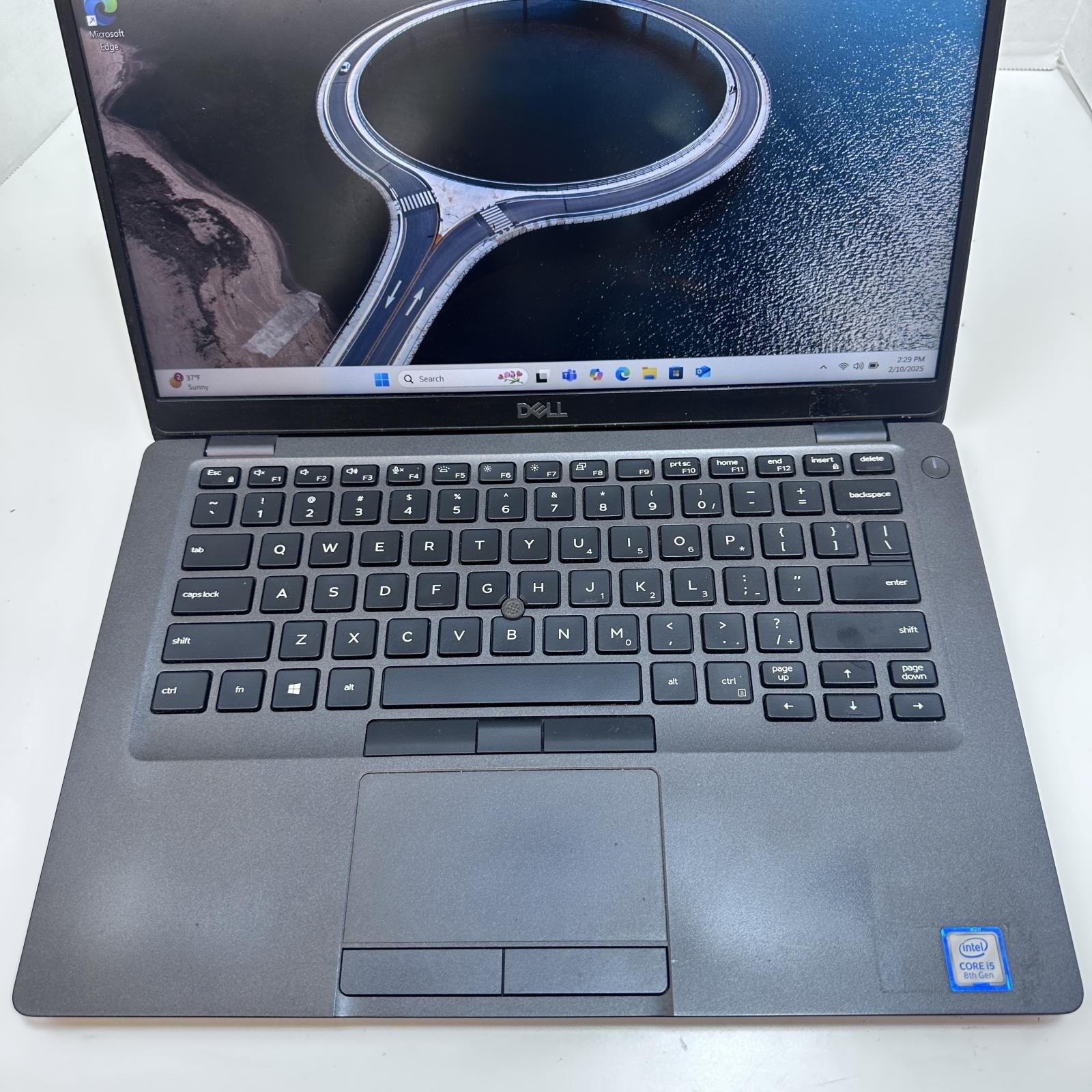 Dell Latitude 5400 Laptop, 14″ FHD, i5-8265U, 8GB RAM, 256GB SSD, Win 11