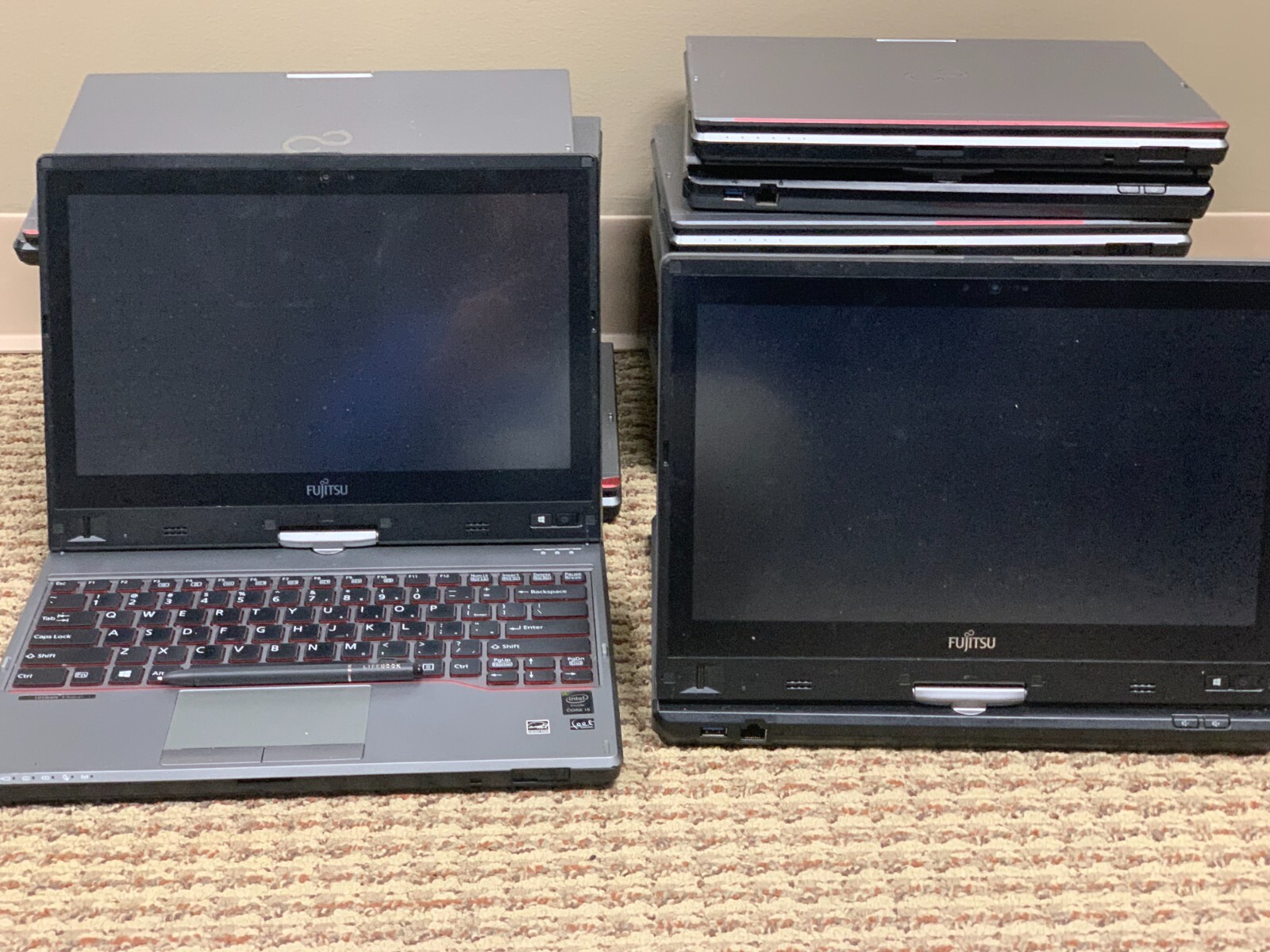 WOW! Fujitsu LifeBook T-725 | Touch Screen, Tablet/Laptop, New SSD, and Windows