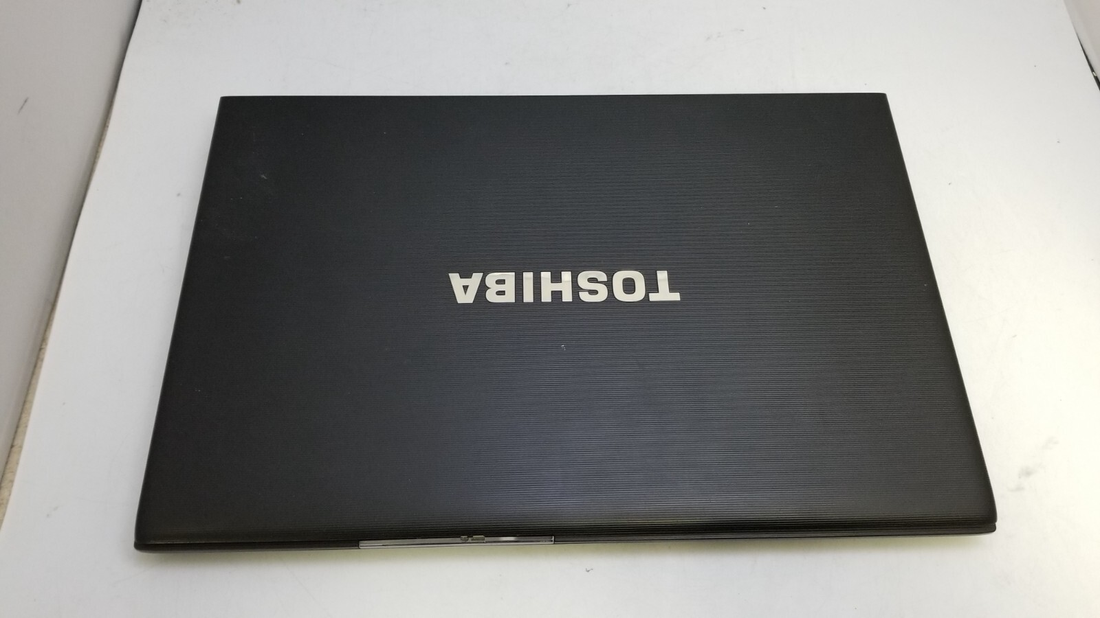 Vintage Lenovo ThinkPad R31 Pentium III-M @1.13GHz 248MB RAM NO HD NO OS