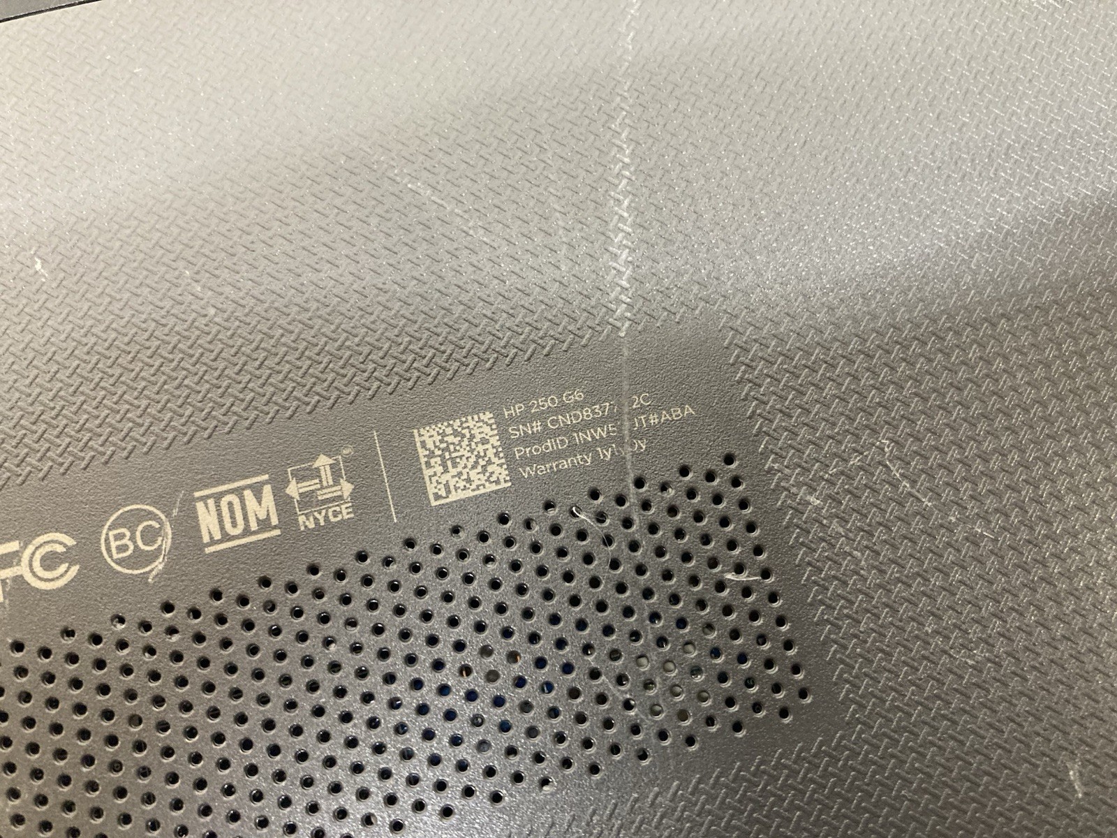 HP NoteBook 250 G6 i5-7200U 2.5GHz | 8GB DDR4 | NO OS/SSD – Boots to Bios