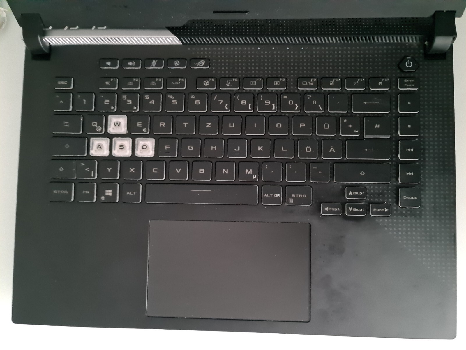 asus rog strix g15 g513qy (Sale)