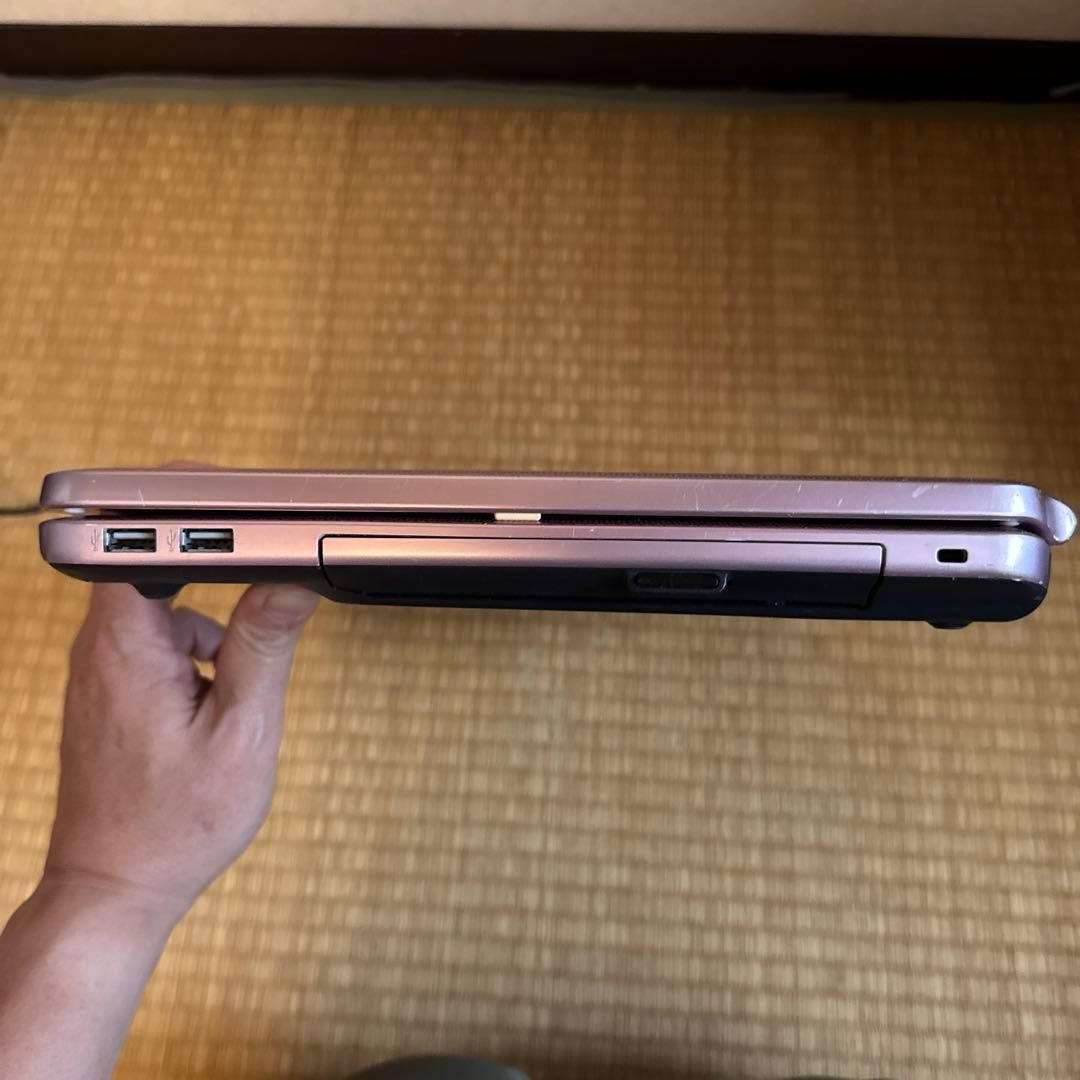 Sony VAIO VGN-NS52JB 15.4″ Pink Laptop Windows 10 Used Japan Genuine