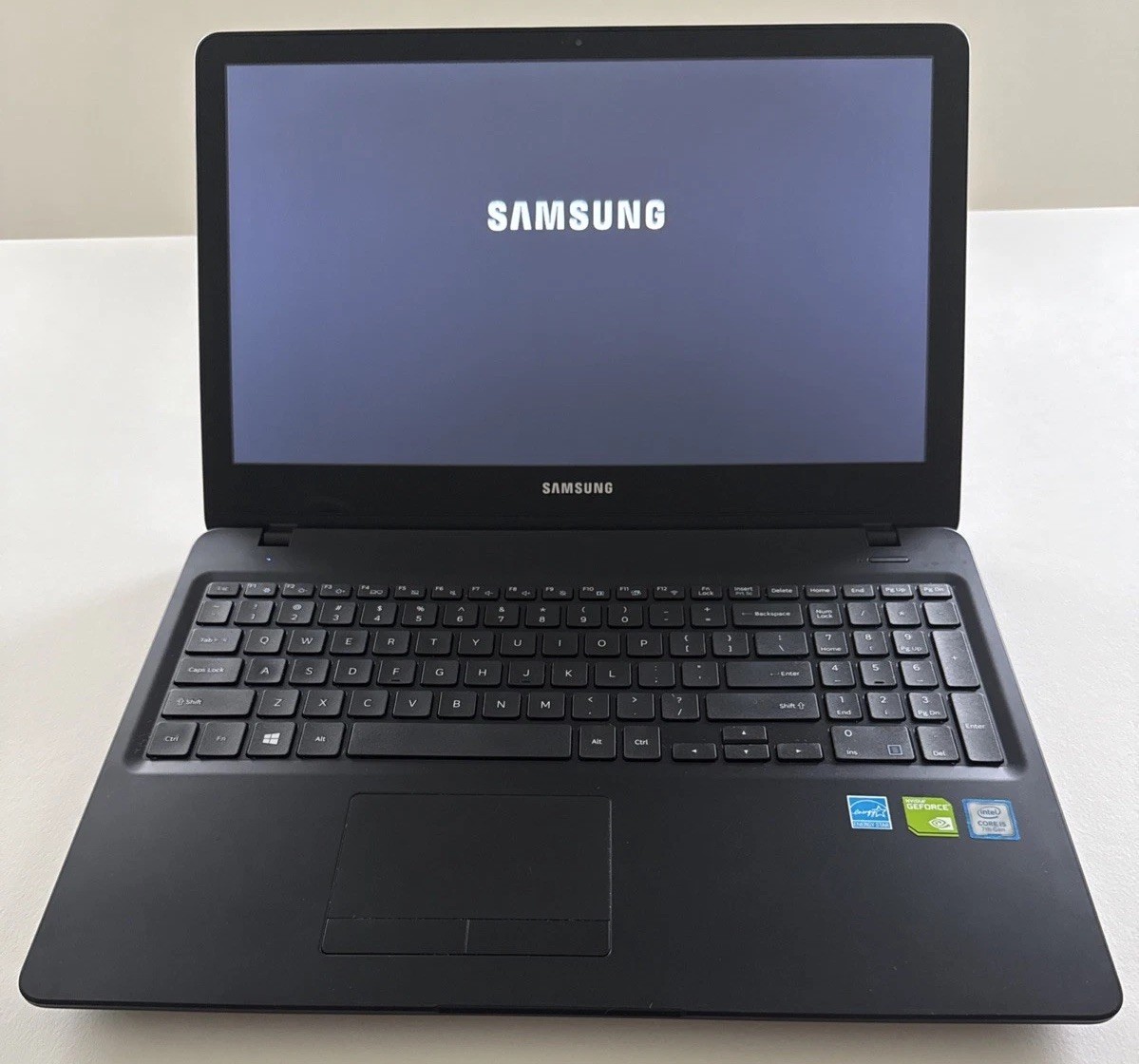 SAMSUNG NP530E5M X01US | INTEL CORE I5-7200U 2.50GHZ No Ram No HDD No Adapter
