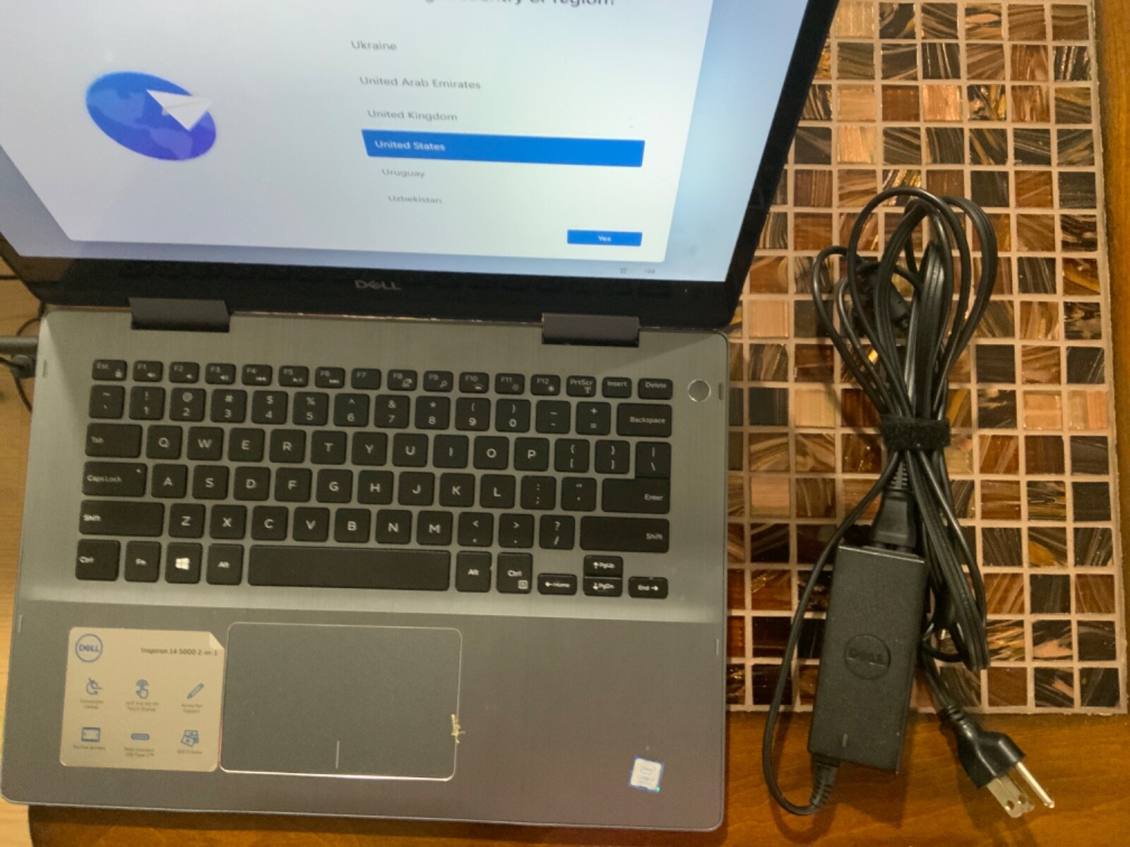Dell Inspiron 14 5482 14 inch (256GB, Intel Core i7 8th Gen., 1.99GHz, 8GB)
