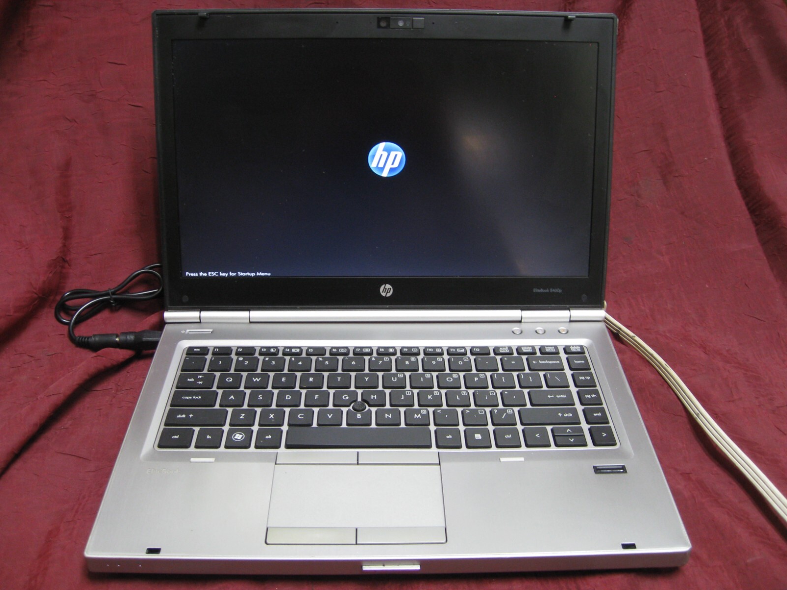 HP Elitebook 8460p Intel Core i7 2720QM 2.20GHz 4GB RAM 320GB HD NO OS AS-IS HDD