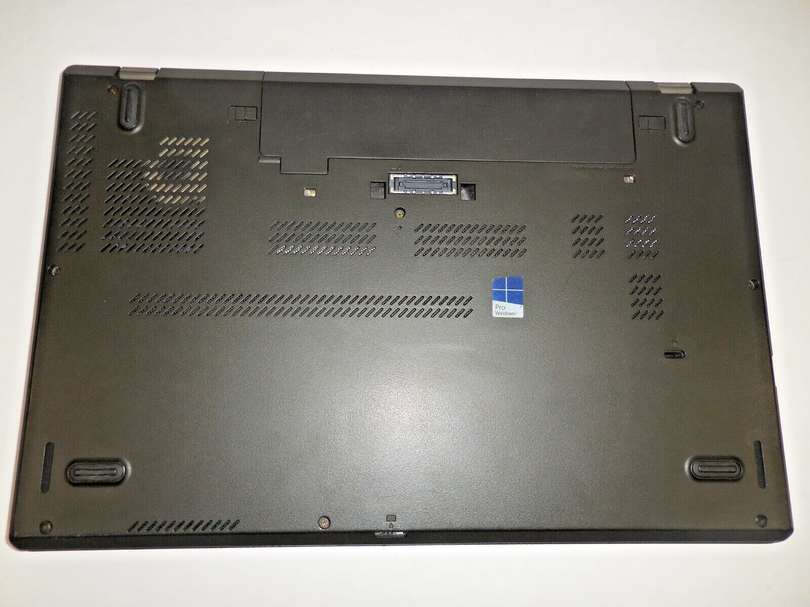 Lenovo ThinkPad T560 Intel Core i5-6300U 2.40GHz 8GB RAM, 250GB SSD, NO OS