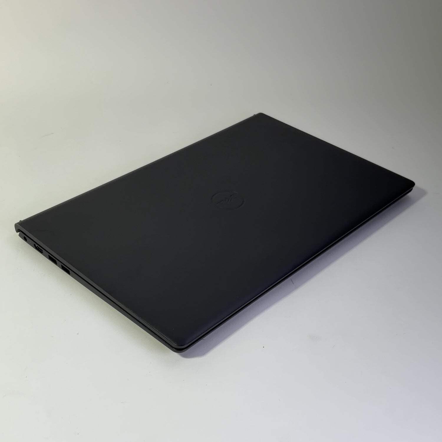 Dell Inspiron 3520 15.6″ Pentium Silver N5030 1.1GHz SSD