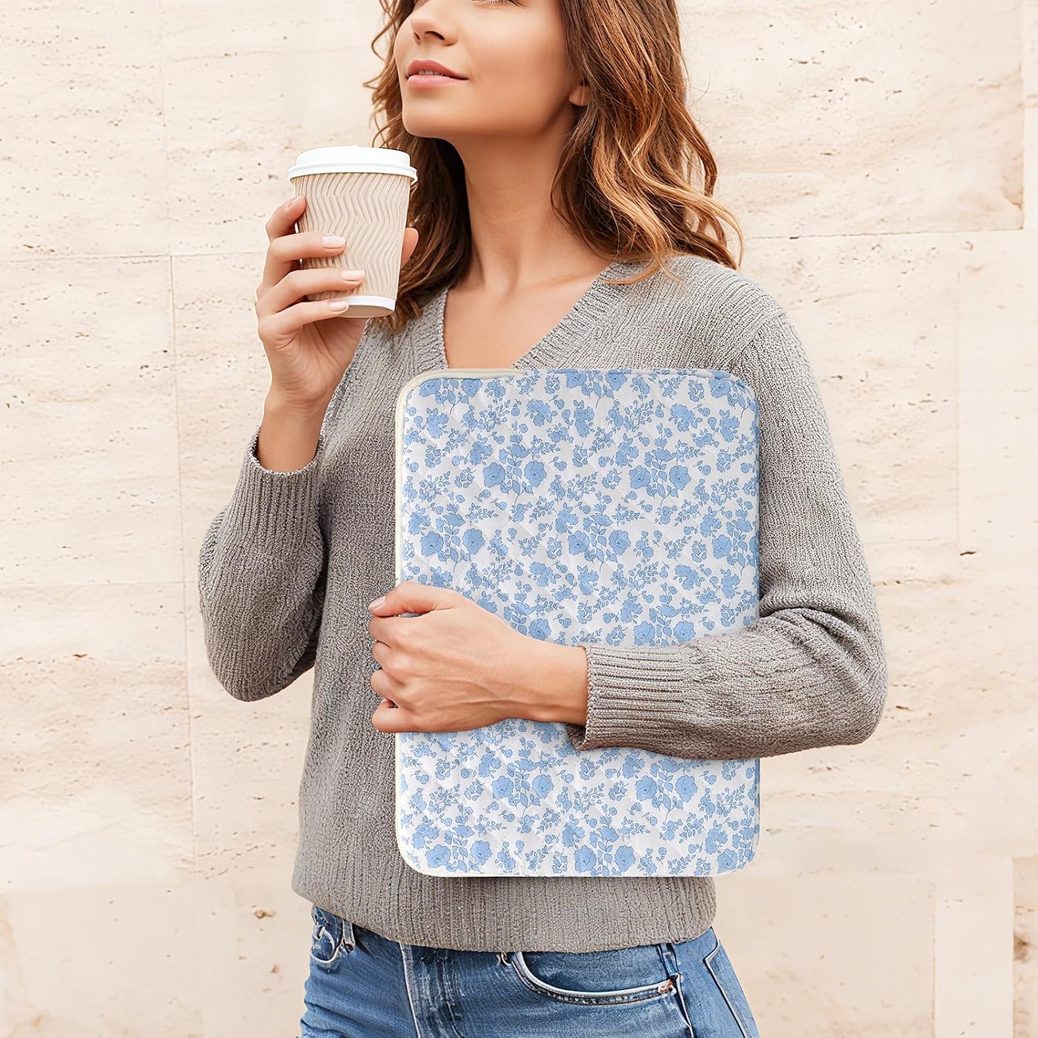 Quilted Floral Laptop Sleeve 13 Inch – Cute Protective Case for Padded Laptops