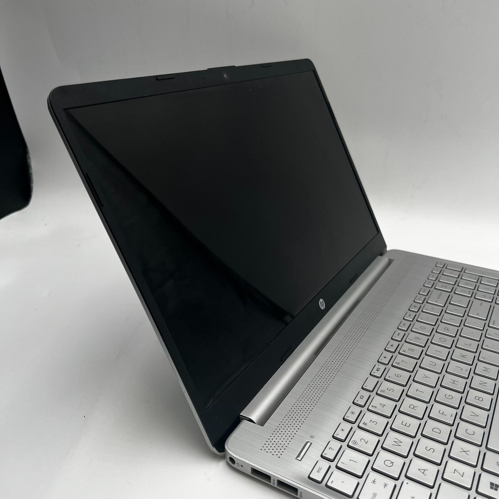 HP Laptop 15-dy1xxx Touchscreen i7-1065G7 12GB RAM 256GB SSD No OS | TESTED GOOD