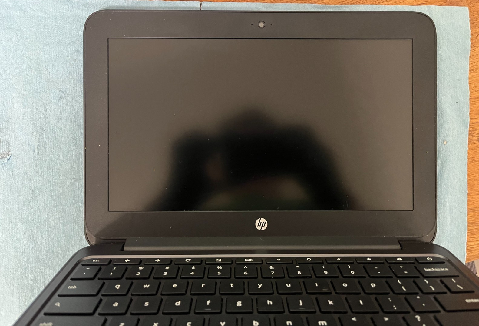 HP 11 G4 11.6″ Chromebook Intel 2.16 GHz 4GB RAM 16GB (GREY) Charger included