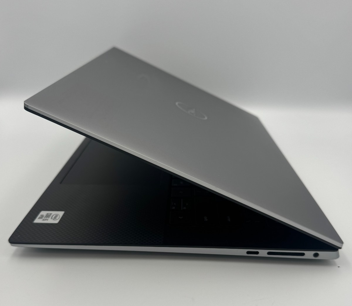 Dell Precision 5550 15.6″ Laptop Core i5-10400H 16GB 256GB NVME Win 11 Pro