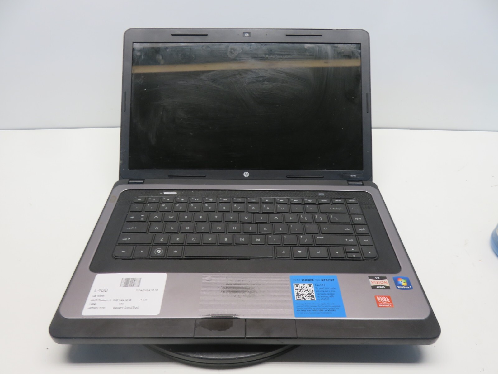 HP 2000-353NR Laptop AMD E-450 4GB Ram No HDD or Battery Radeon