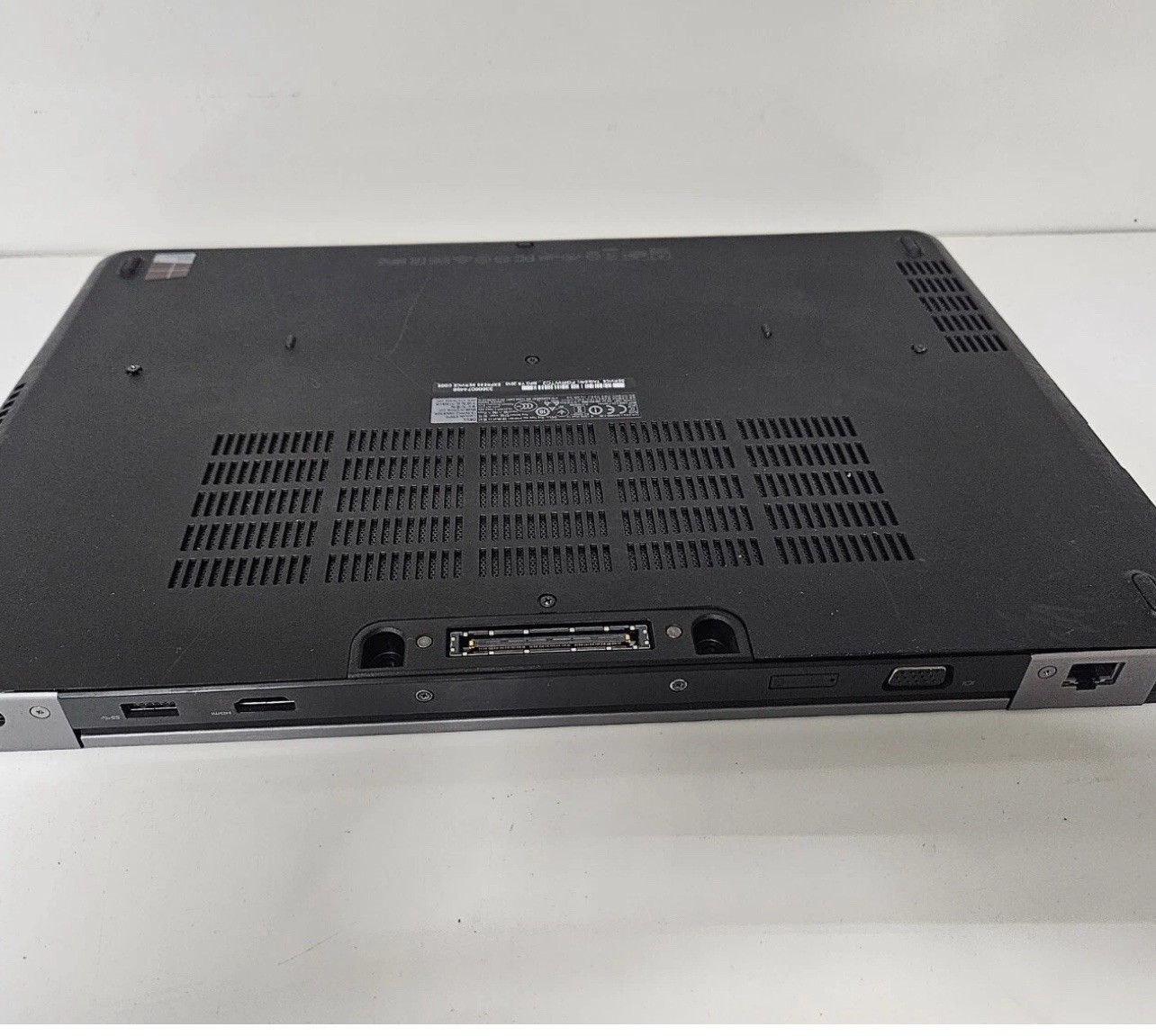 Dell Latitude E5570 Intel Core i7-6820HQ 2.70GHz 8GB RAM 250GB SSD Win11Pro