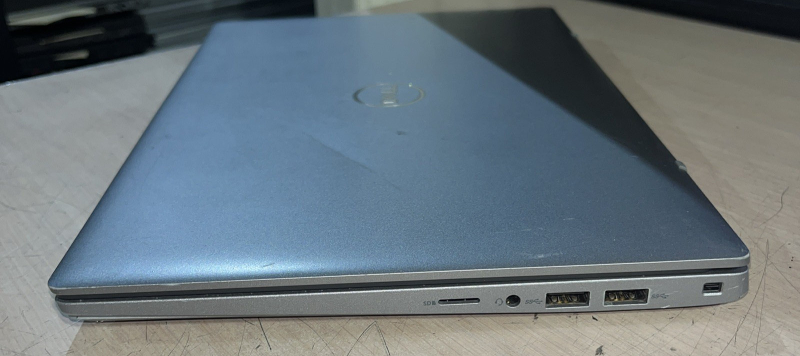 DELL LATITUDE 3320 INTEL CORE I5-1135G7 8GB RAM NO HD