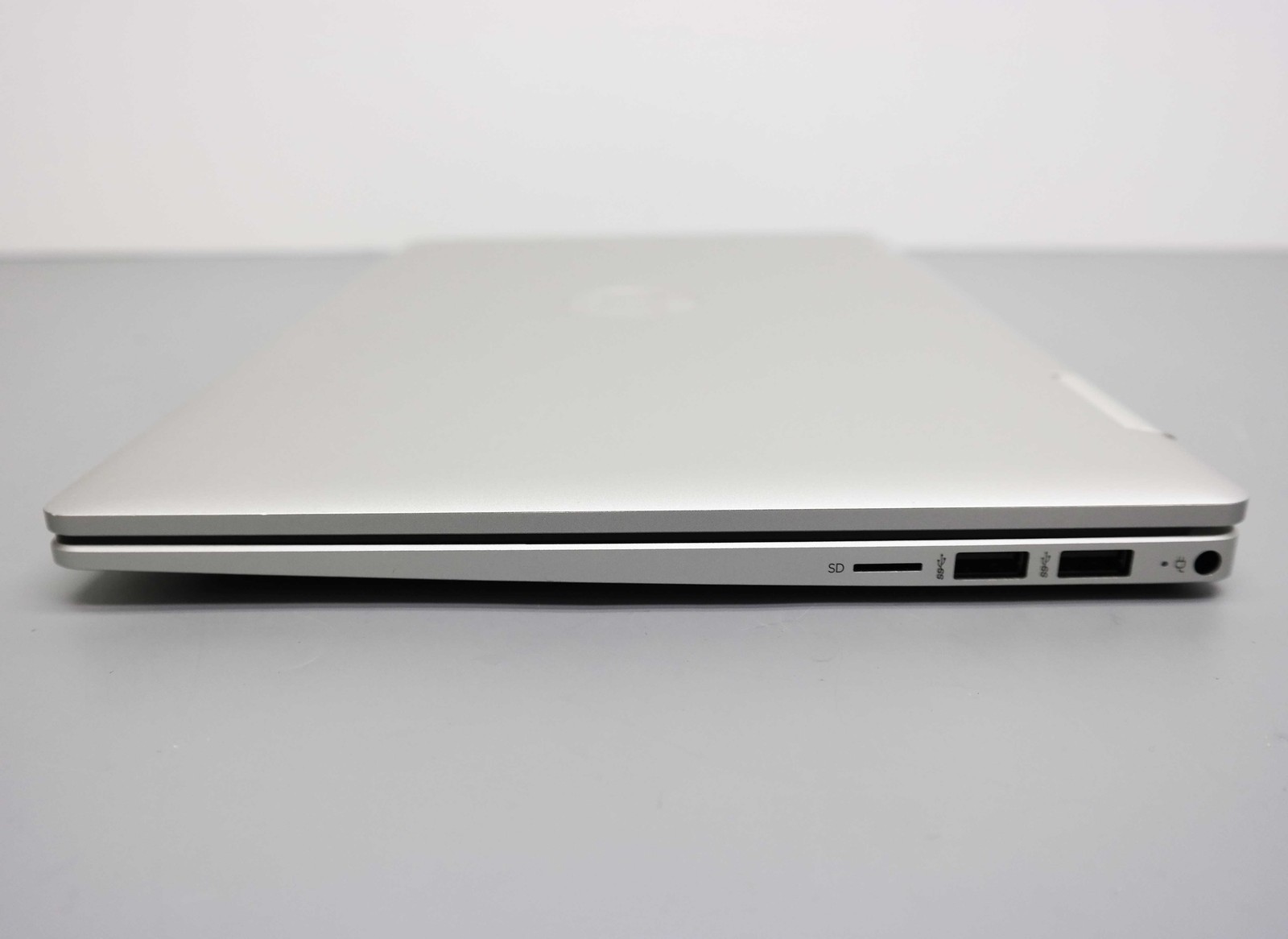 HP Pavilion x360 14-ek0033dx 14″ Core i5-1235U 8GB 512GB SSD