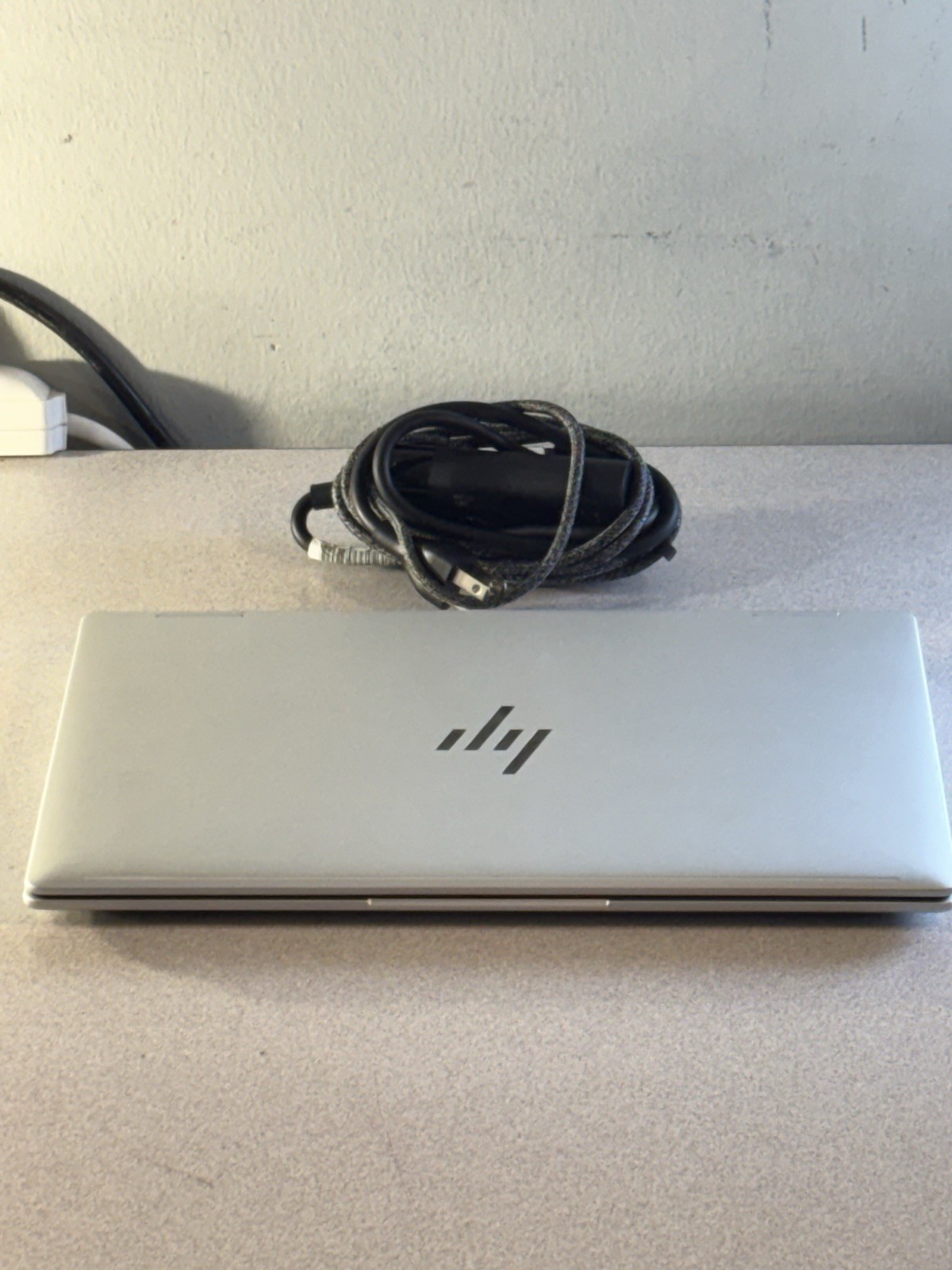 HP Envy X360 2-in-1 14| Ryzen 5 8650HS Radeon 760M Gr 16GB RAM 512GB SSD Touchs
