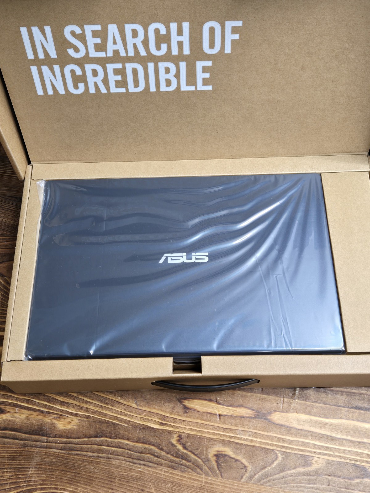 NEW ASUS Vivobook Go Laptop Noteobok 4GB RAM 64GB NumberPad L410MA-AH02