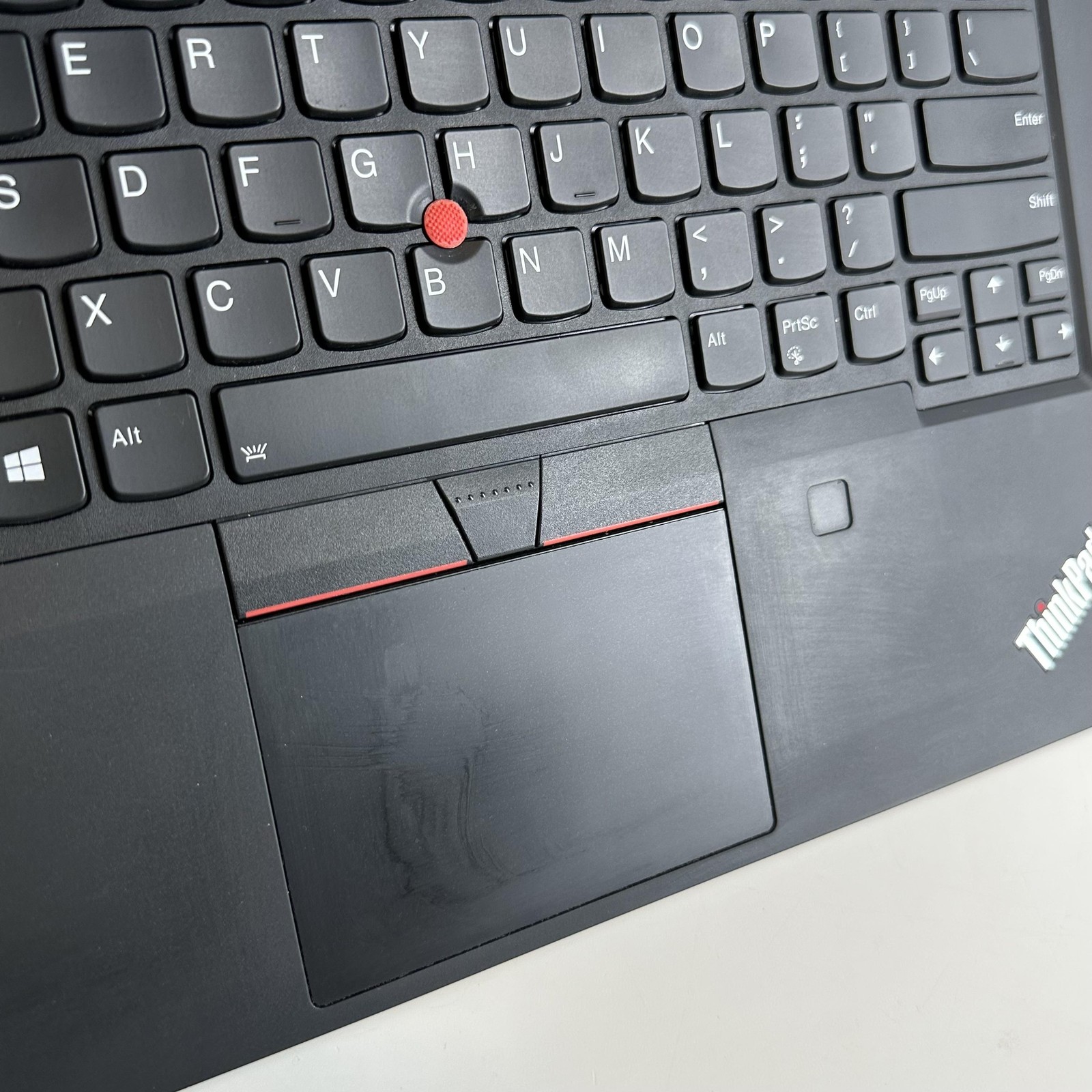 Lenovo ThinkPad T14 Gen 2 FHD 2.3 GHz Ryzen 5 PRO 5650U 16GB 256GB SSD Very Good