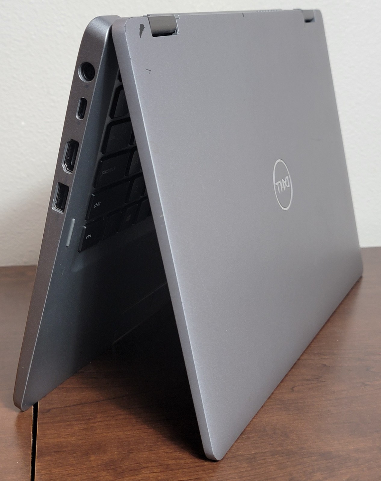 Dell Latitude 5310 2-in-1 13.3″ FHD Touch i5 10th Gen 8GB 256GB NVMe w/Charger