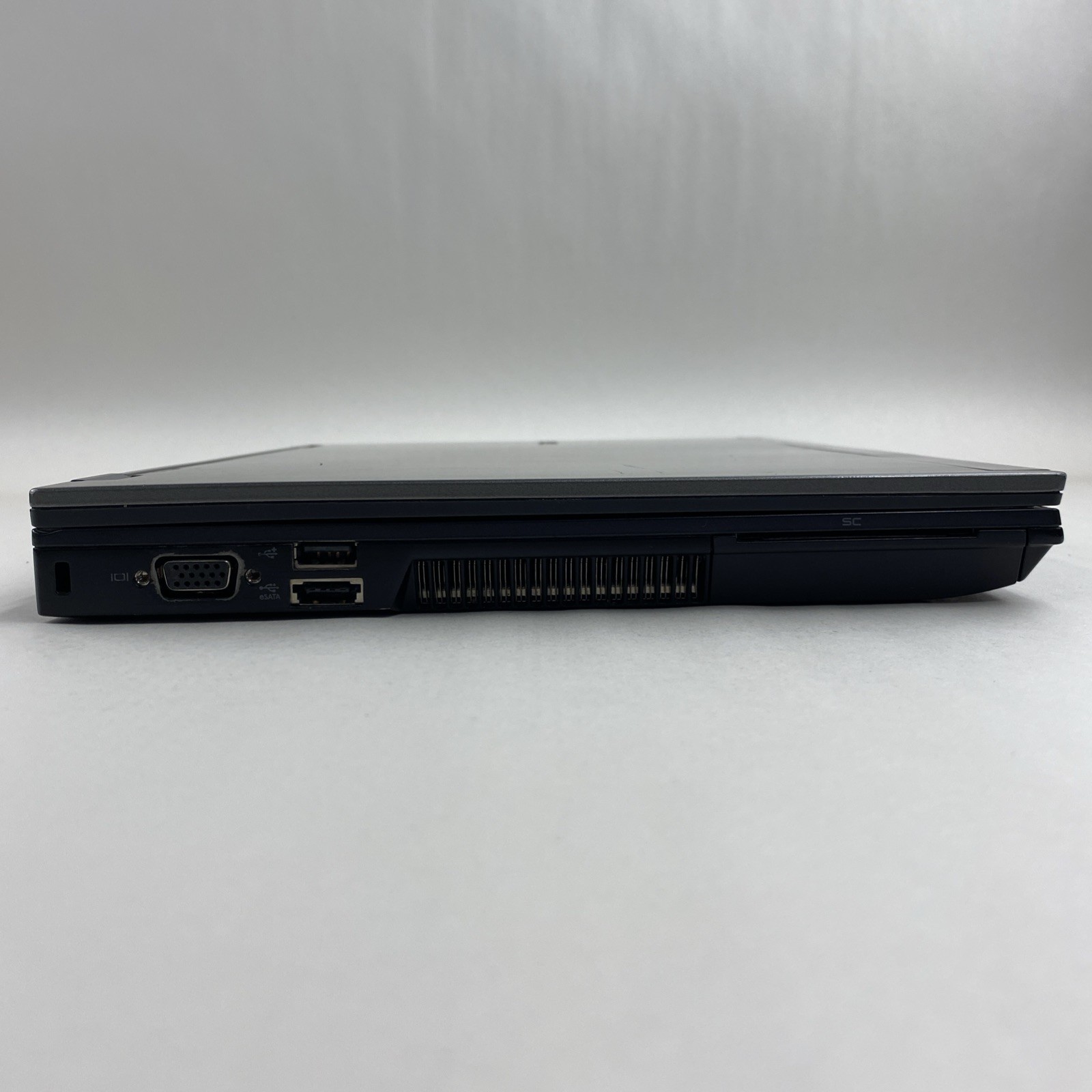 Dell Latitude E6410 Core i5-M560 2.67GHz 4GB RAM 14.0″ No Battery No HDD No OS