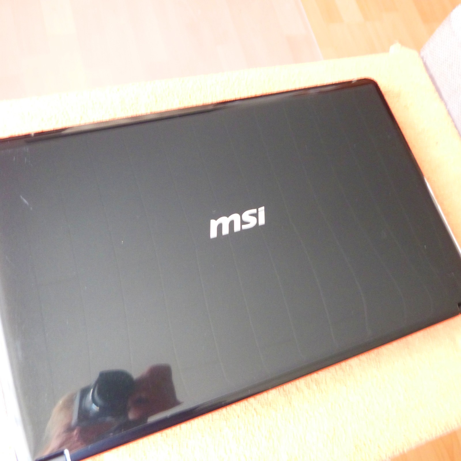 MSI CR700 Multimedia 17″ I SRS SOUND I SSD Windows 10 l GeForce HDMI DVDRW